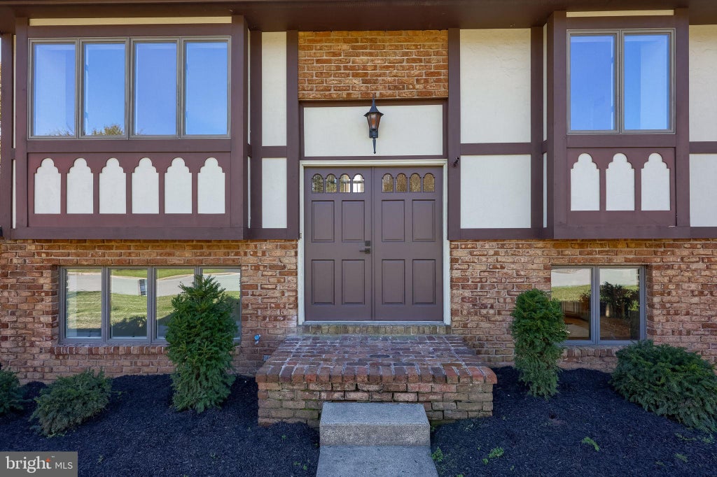 Photo of 1525 Edinborough Circle, LANDISVILLE, PA 17538 (MLS # PALA2097426)