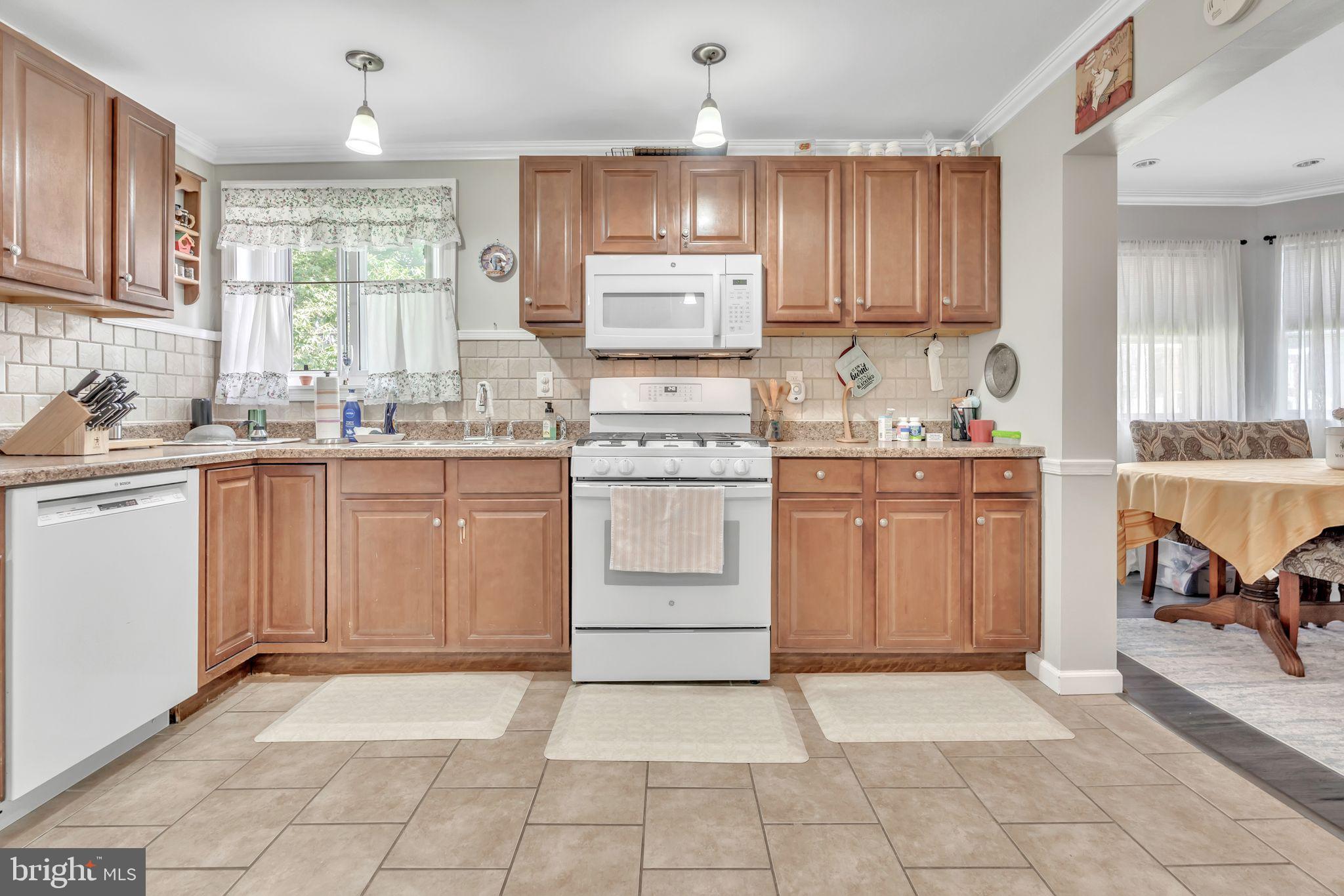 LESTER - Residential