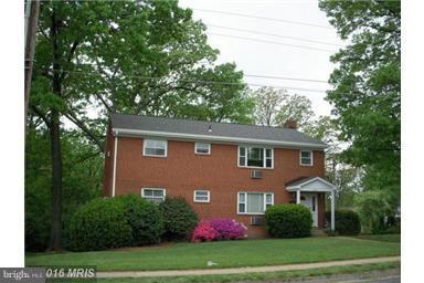 CLARENDON - Residential Lease