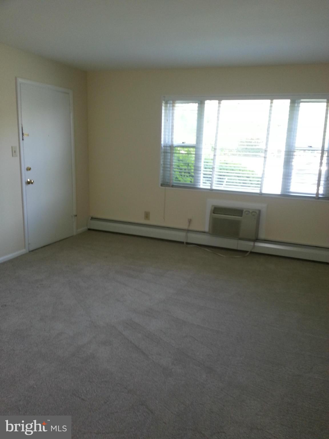 CLARENDON - Residential Lease