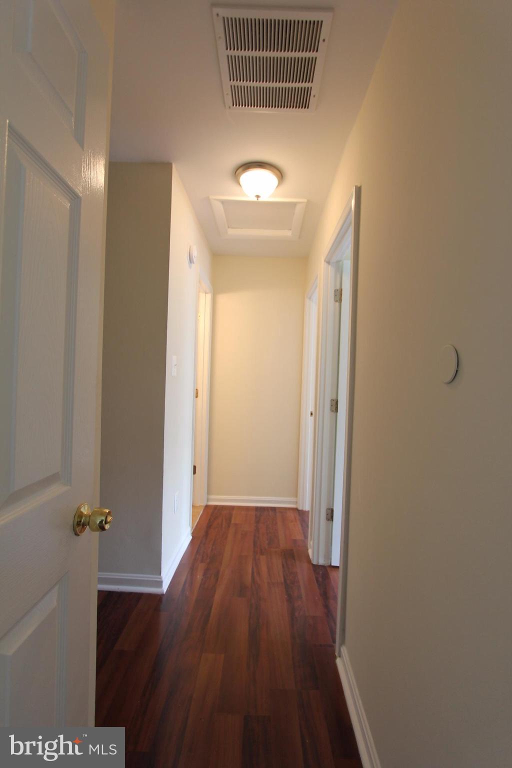 HERITAGE SQUARE - Residential