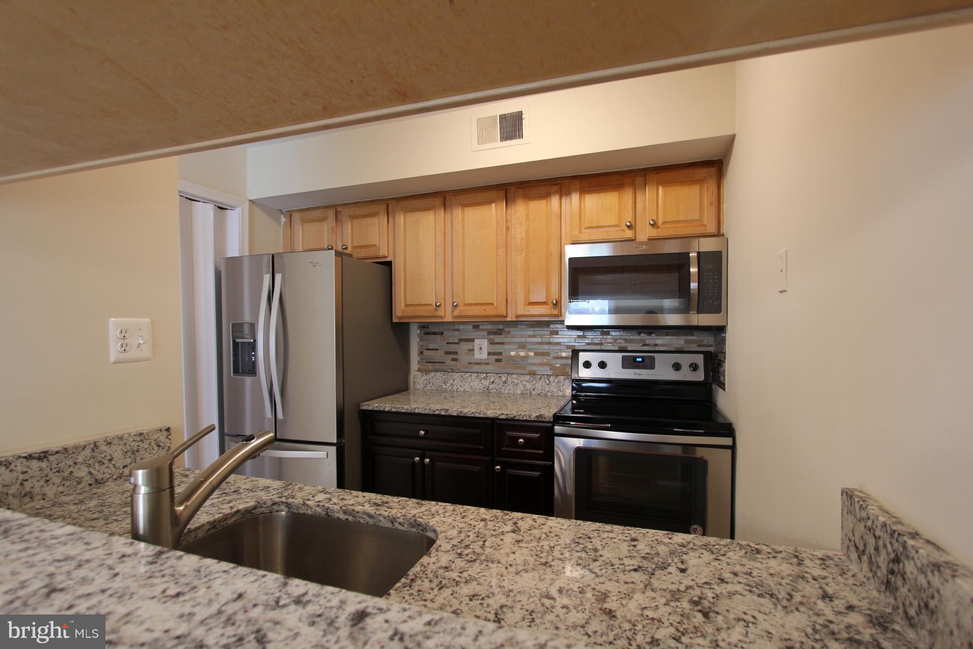 HERITAGE SQUARE - Residential