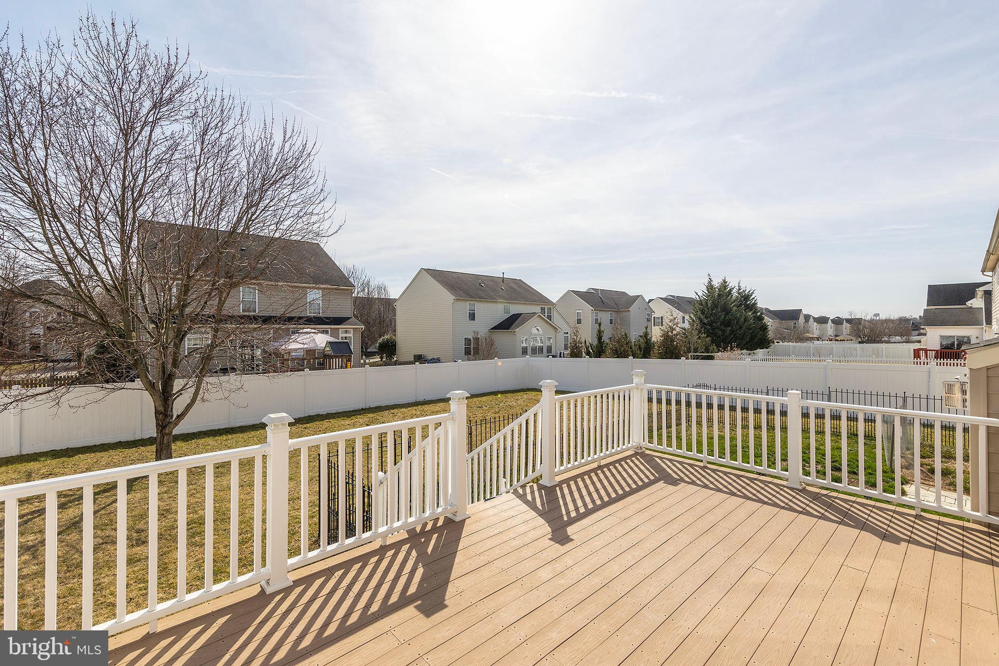 THE VILLAGE OF WASHINGTON TRAIL WEST - Residential