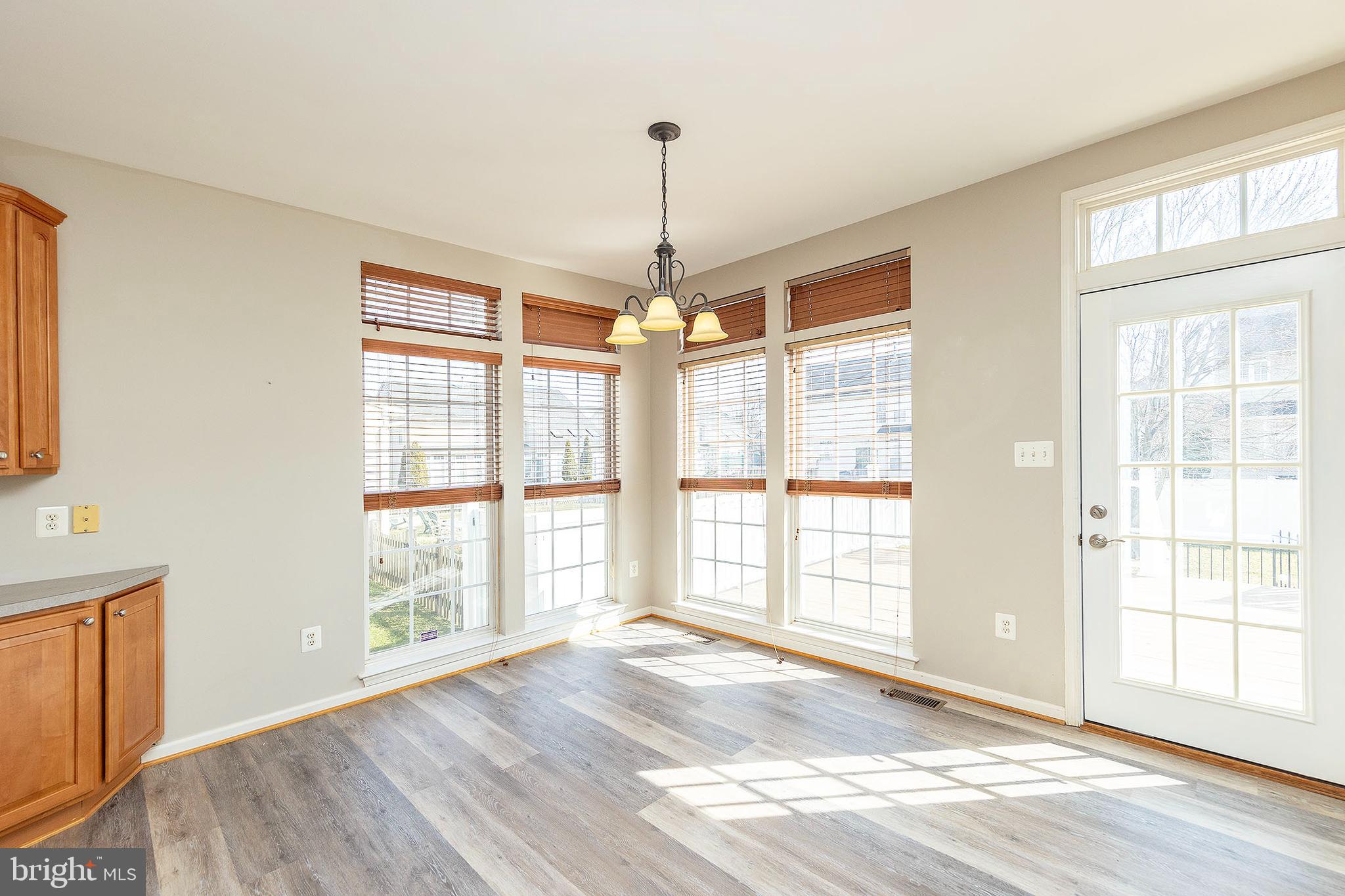 THE VILLAGE OF WASHINGTON TRAIL WEST - Residential