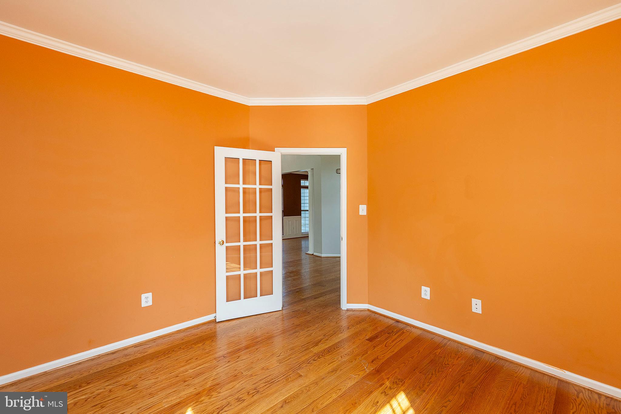 THE VILLAGE OF WASHINGTON TRAIL WEST - Residential