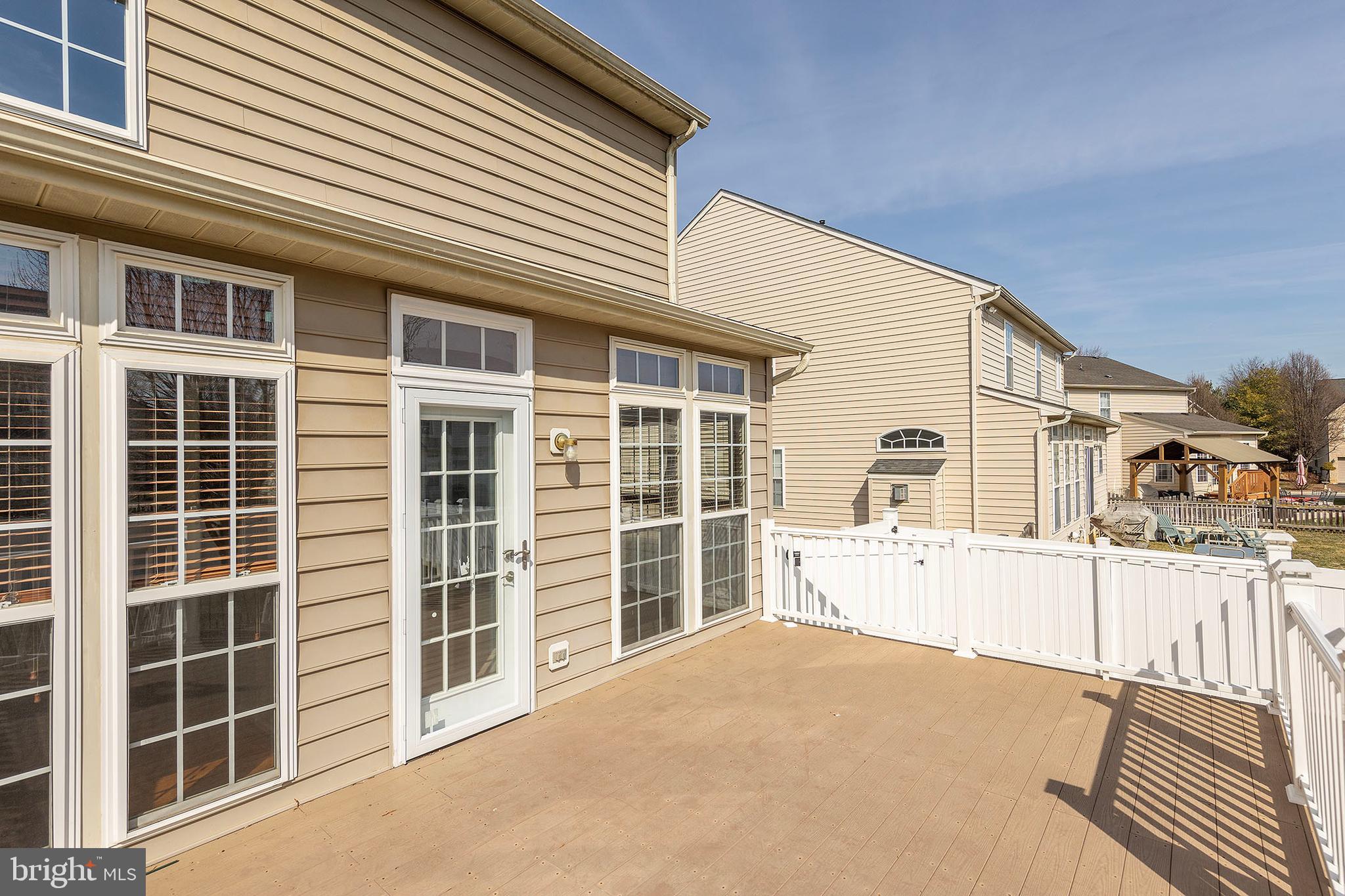 THE VILLAGE OF WASHINGTON TRAIL WEST - Residential