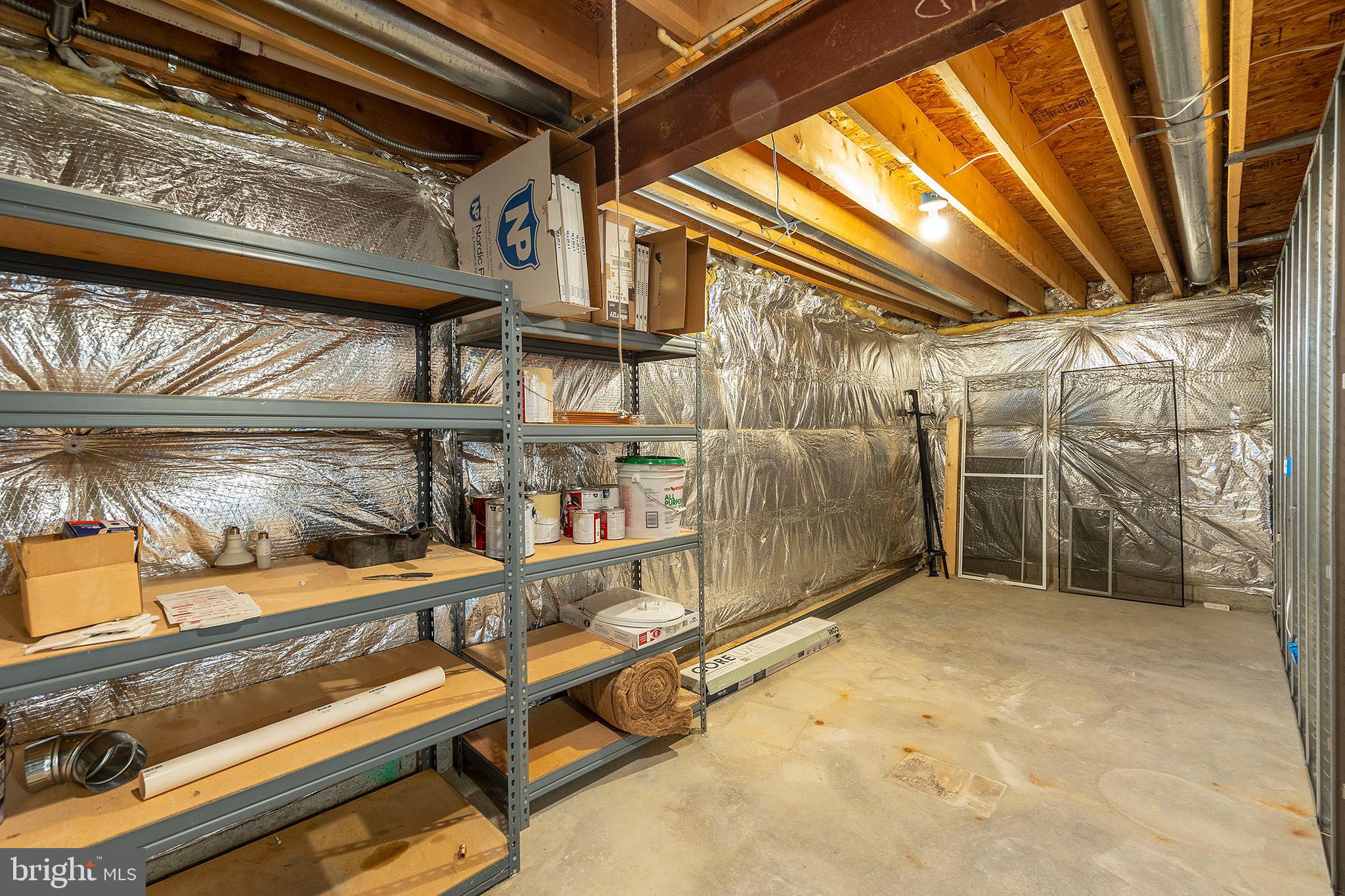 THE VILLAGE OF WASHINGTON TRAIL WEST - Residential