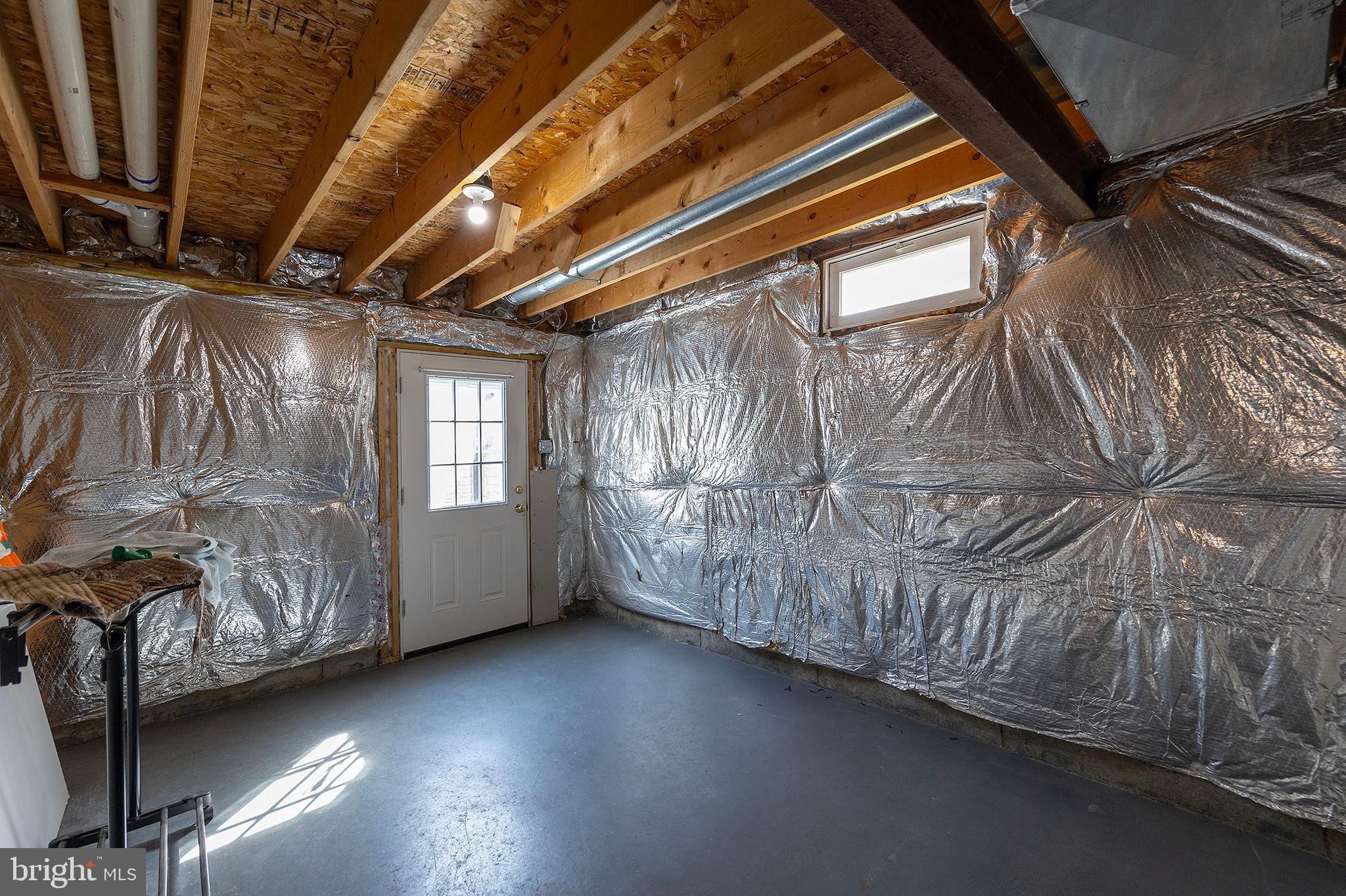 THE VILLAGE OF WASHINGTON TRAIL WEST - Residential