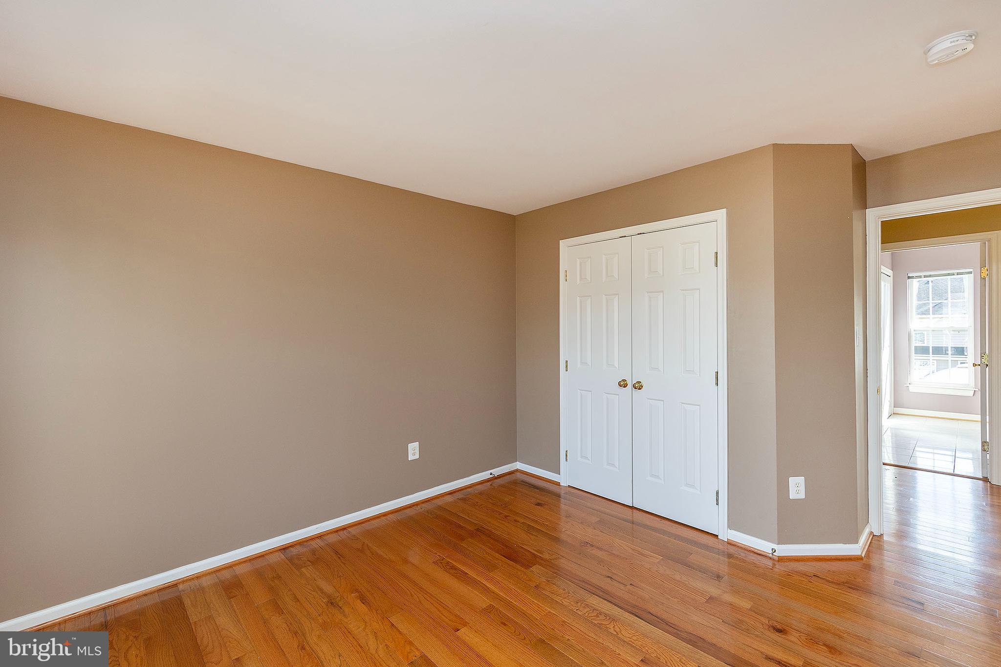 THE VILLAGE OF WASHINGTON TRAIL WEST - Residential