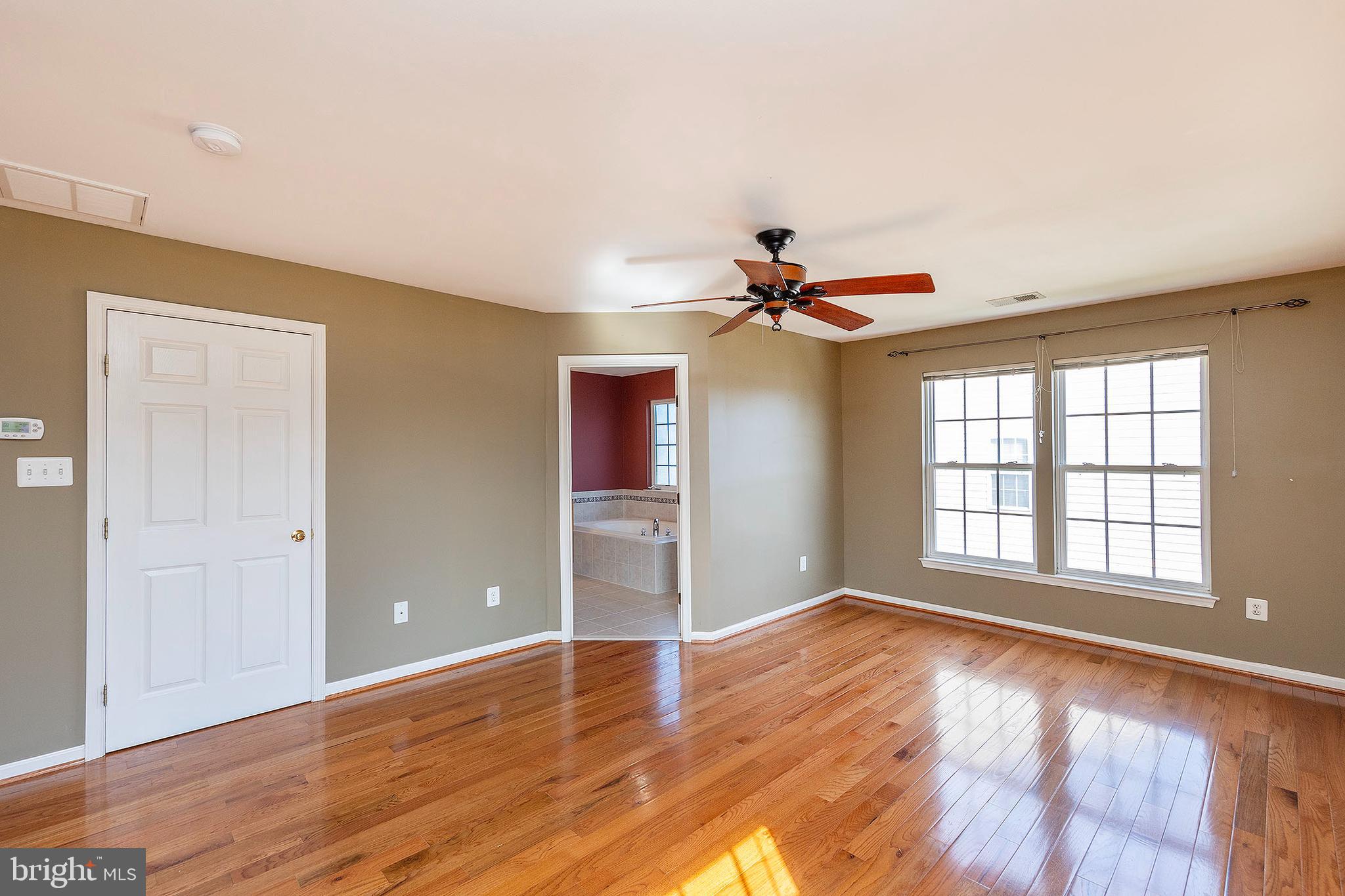 THE VILLAGE OF WASHINGTON TRAIL WEST - Residential