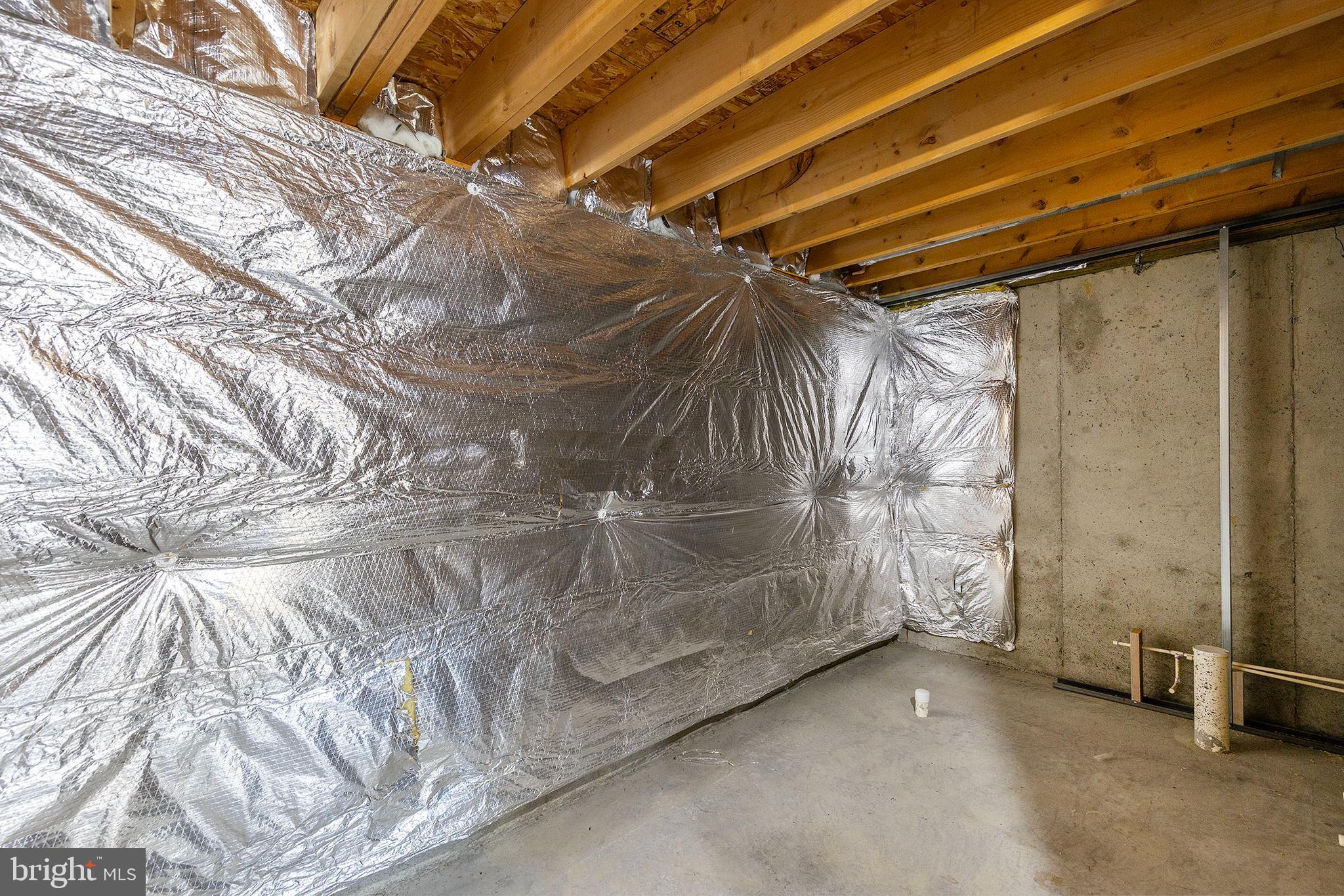 THE VILLAGE OF WASHINGTON TRAIL WEST - Residential