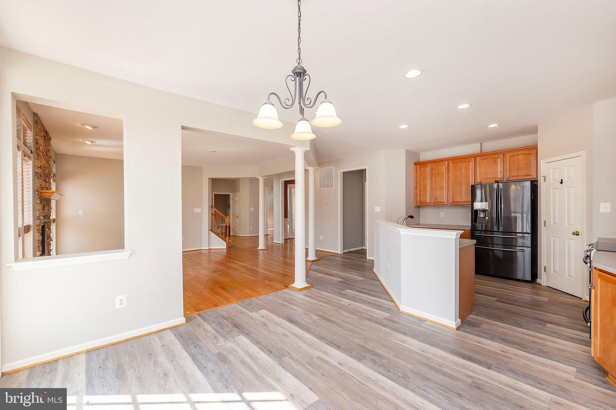 THE VILLAGE OF WASHINGTON TRAIL WEST - Residential