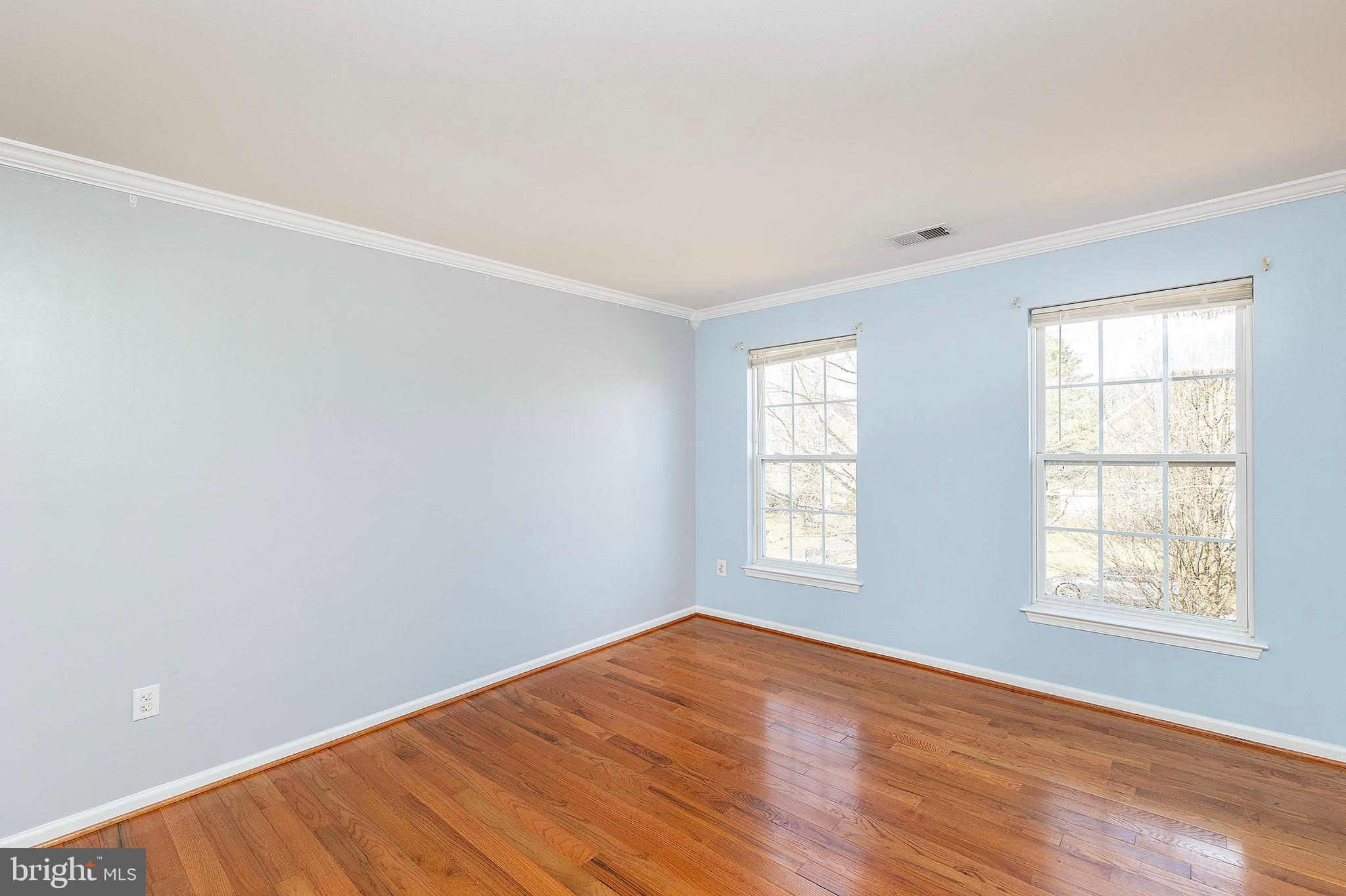 THE VILLAGE OF WASHINGTON TRAIL WEST - Residential