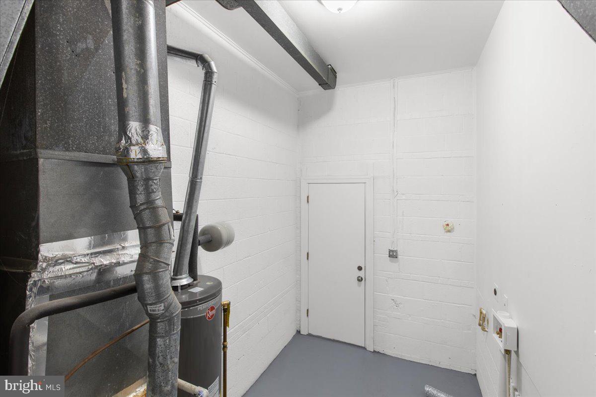 MORELAND GARDENS - Residential