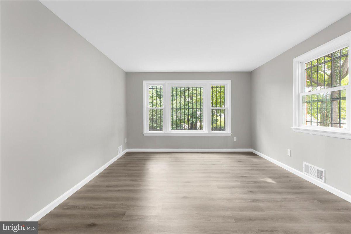 MORELAND GARDENS - Residential