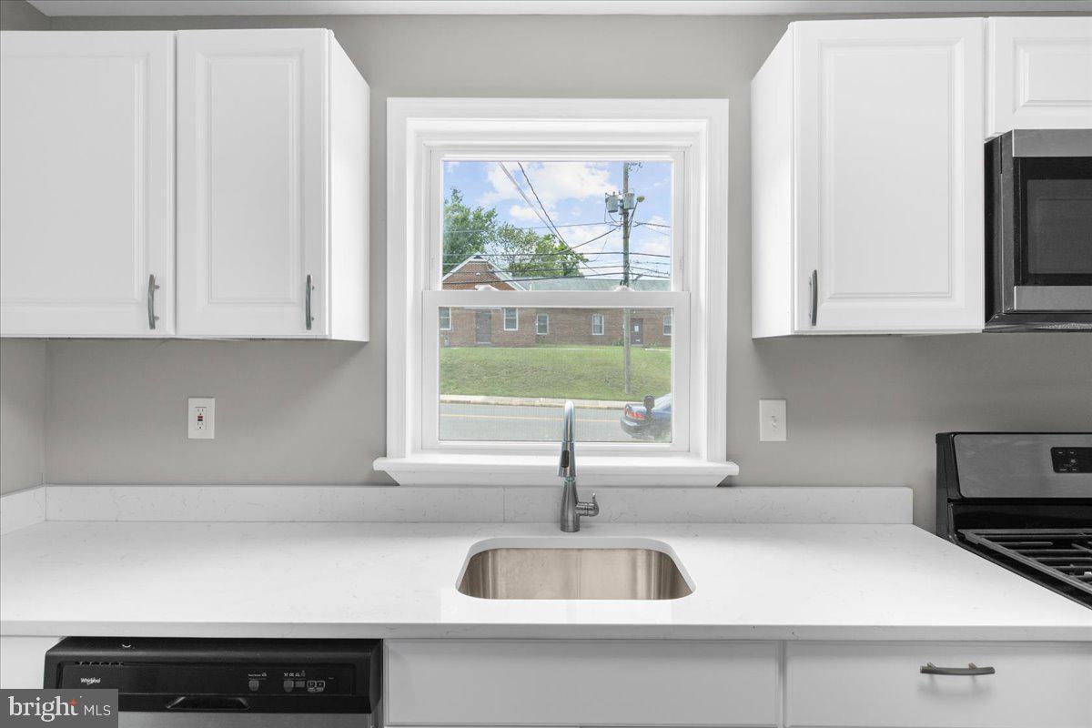 MORELAND GARDENS - Residential