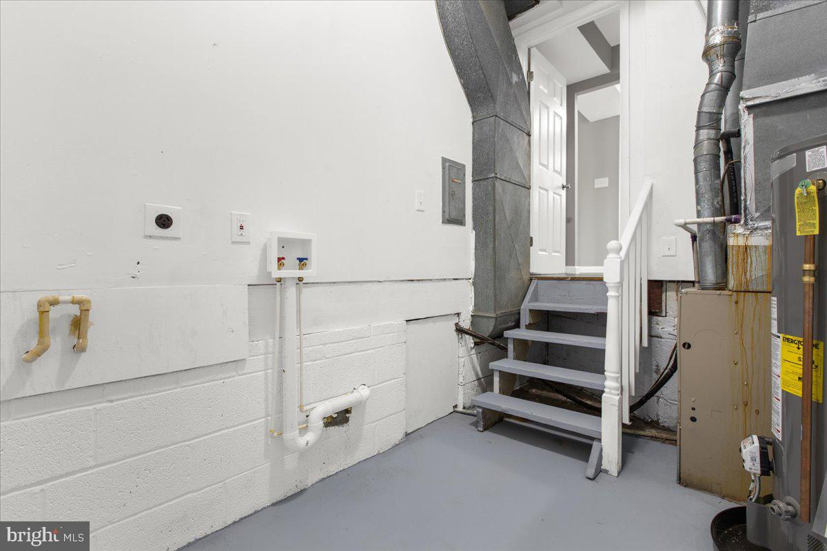 MORELAND GARDENS - Residential