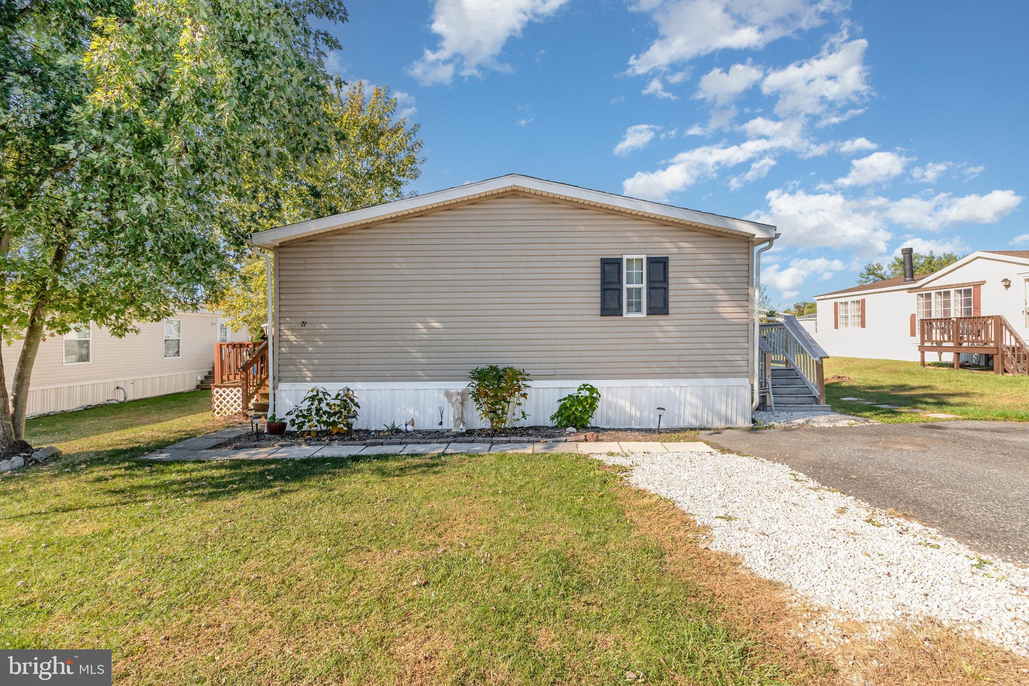 OLD HARRISBURG RD 71