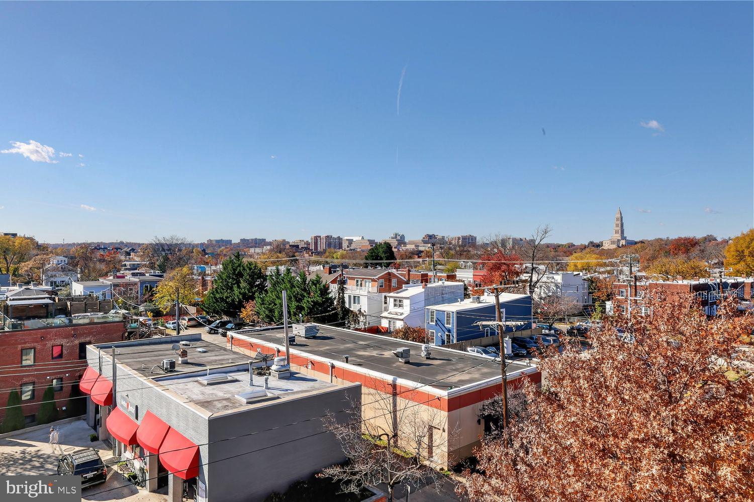 THE HENRY - Residential