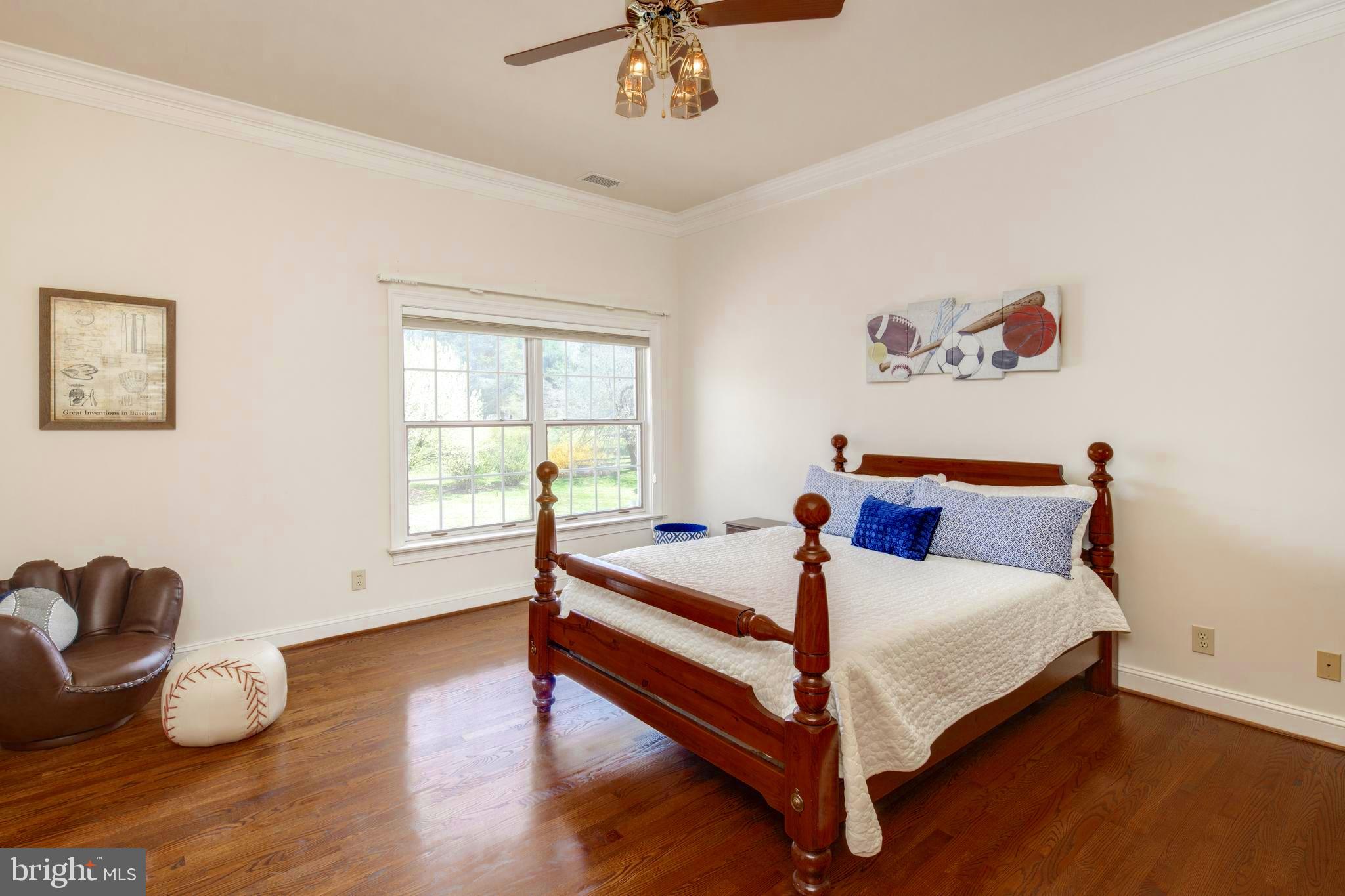 CLIFTON HILL - Residential