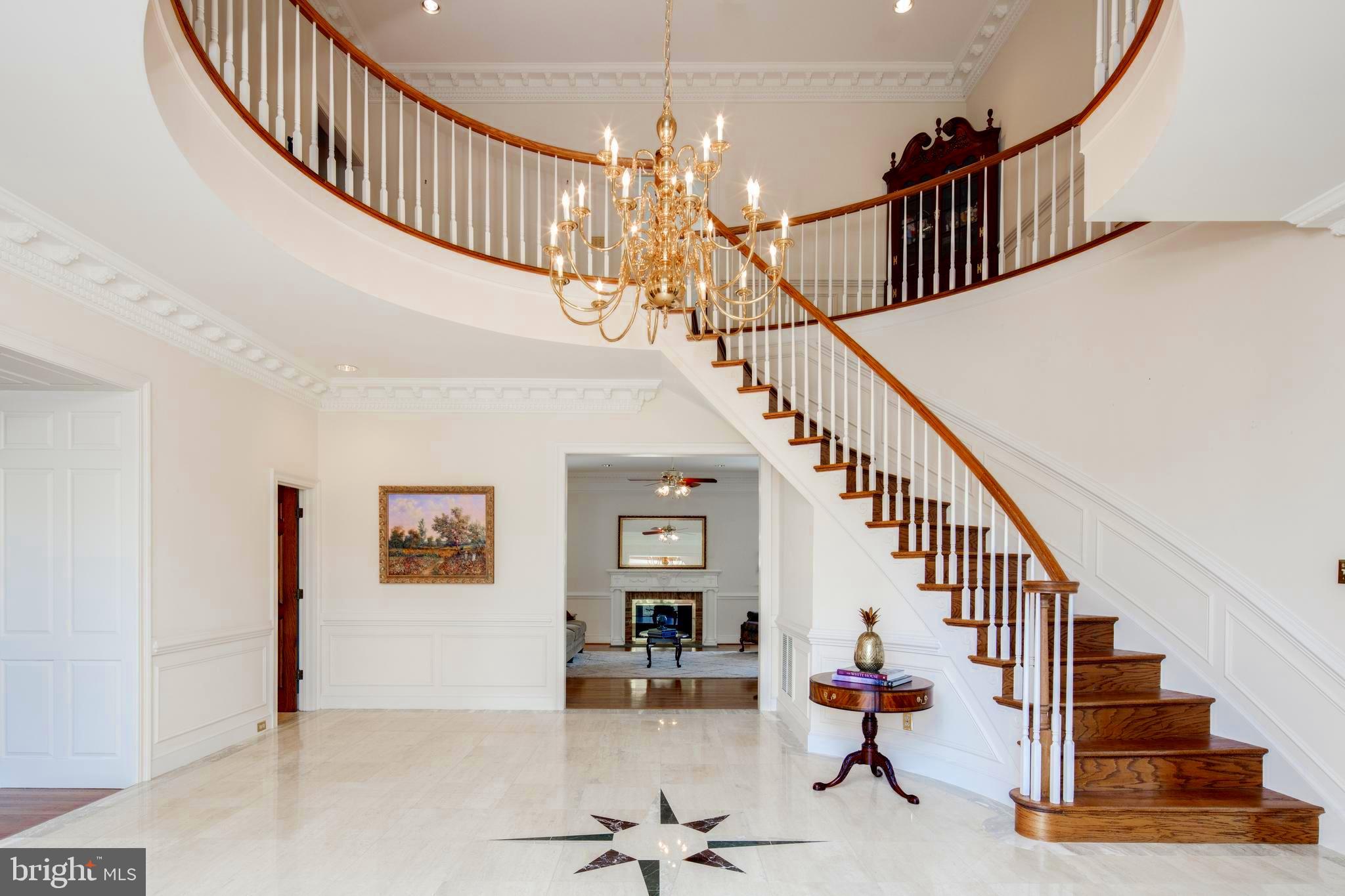 CLIFTON HILL - Residential