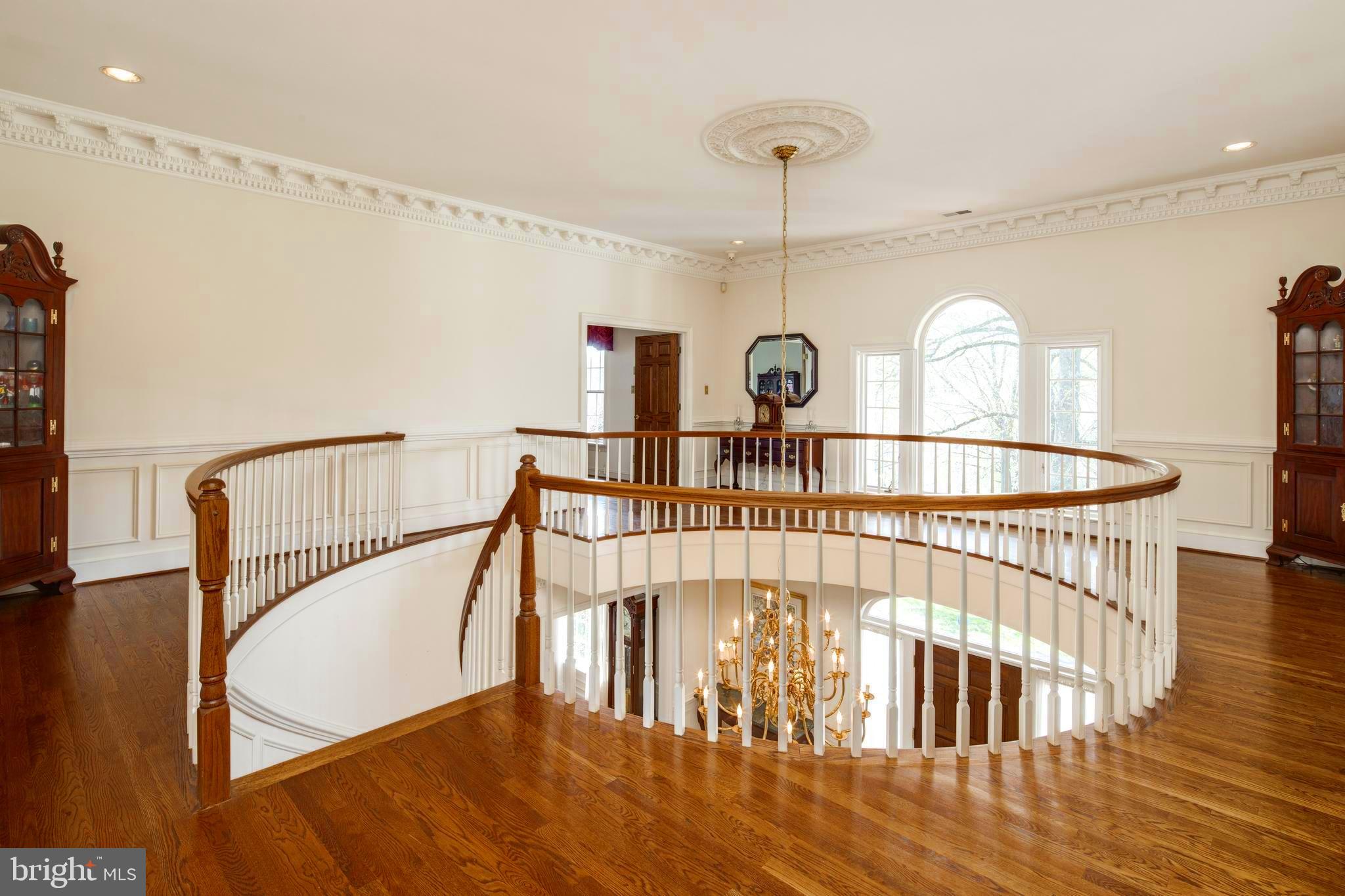 CLIFTON HILL - Residential