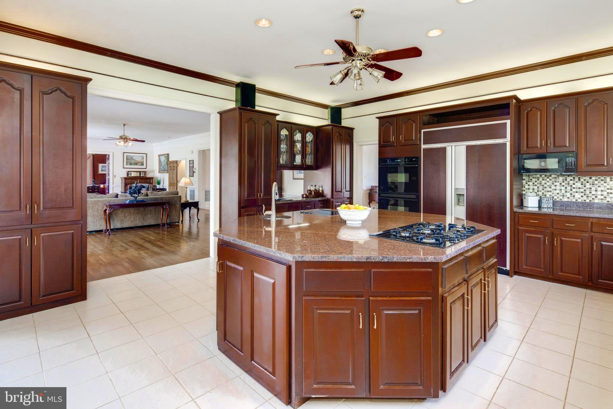 CLIFTON HILL - Residential