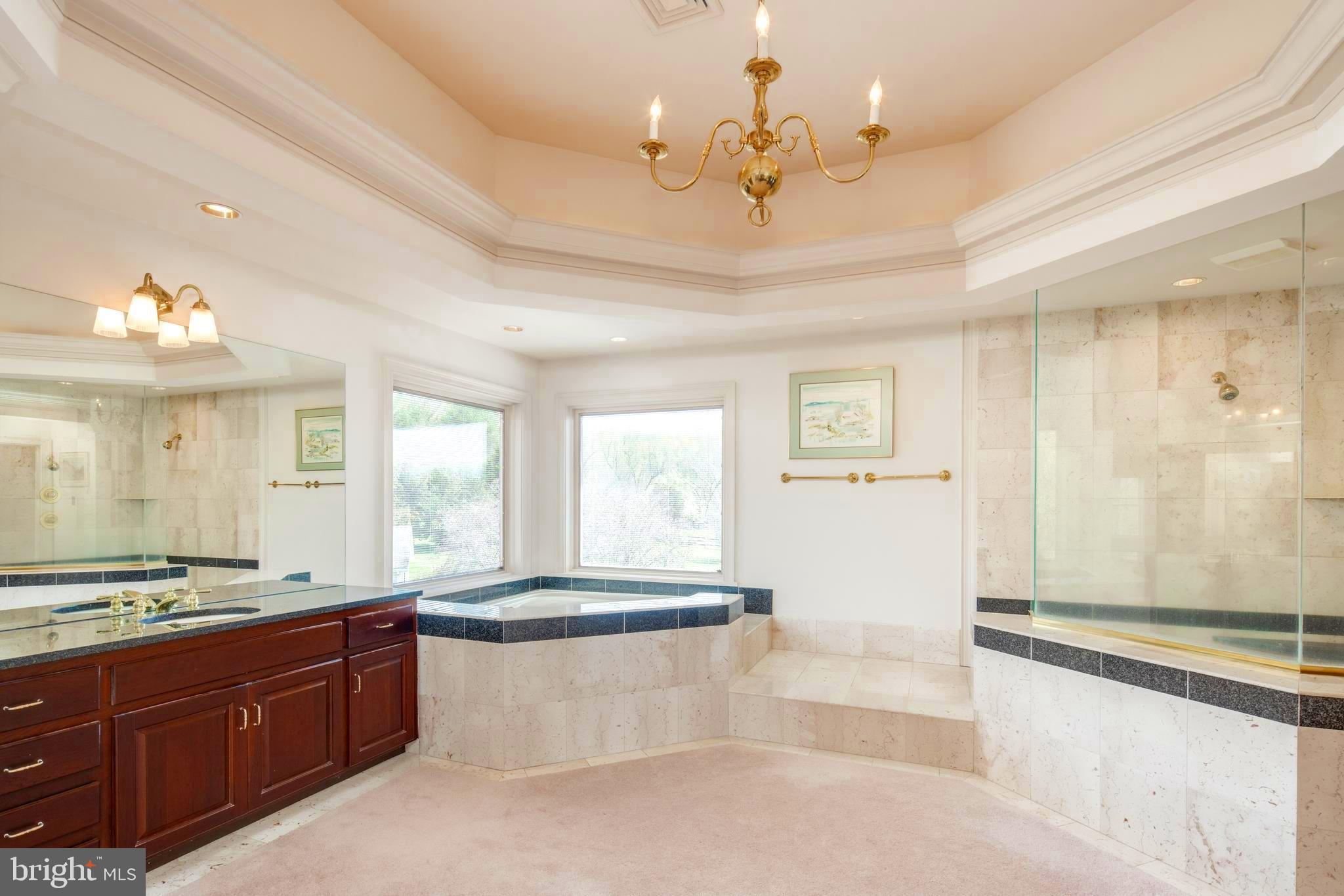 CLIFTON HILL - Residential