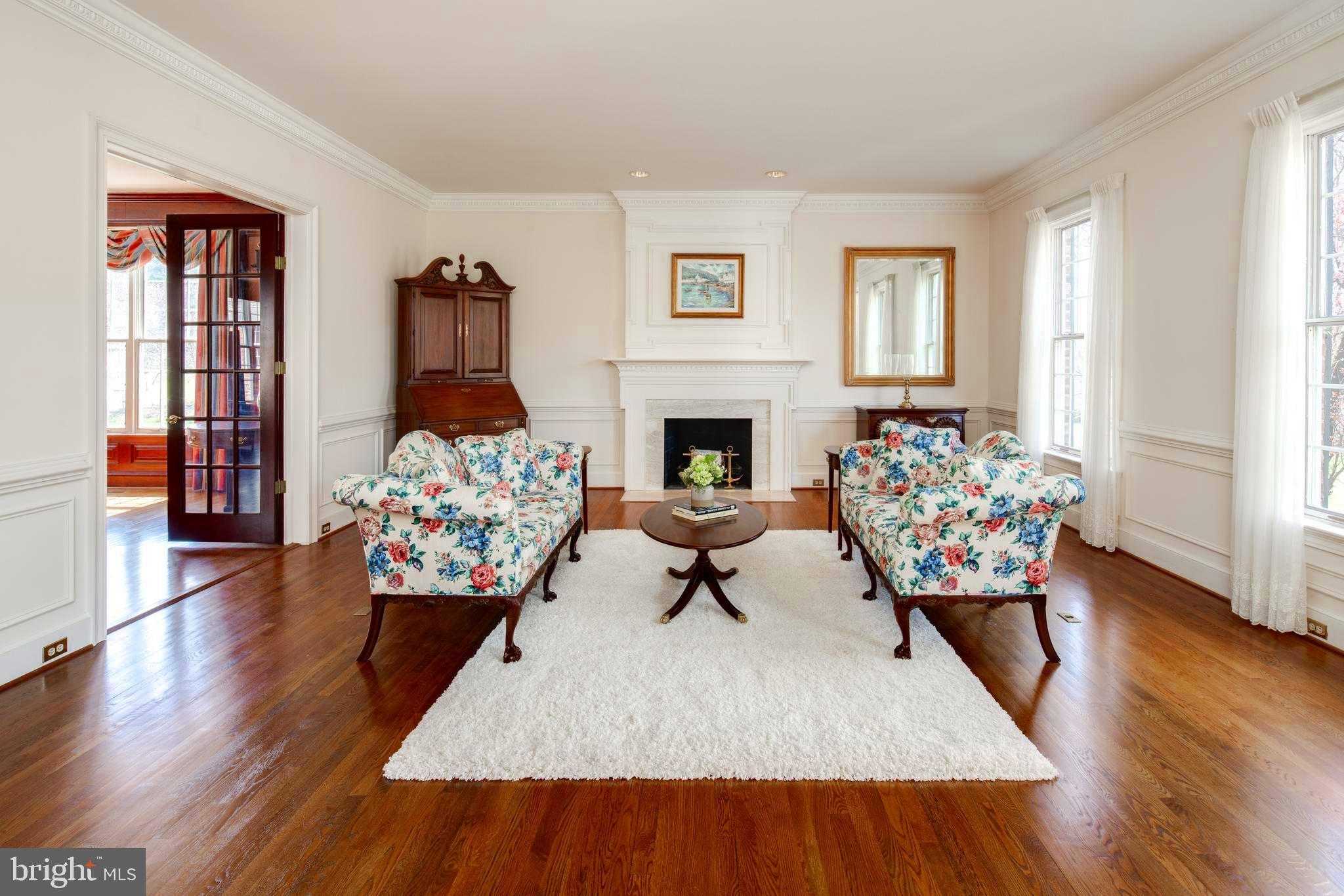 CLIFTON HILL - Residential