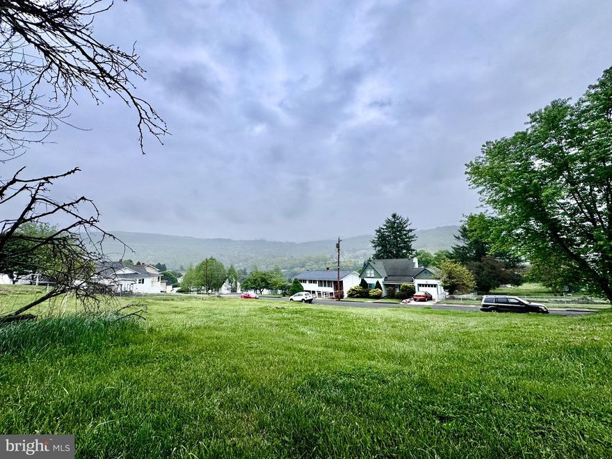 Great opportunity to own a spacious lot just under half an acre in Westernport. This property is ideal for building your dream home, with public water and sewer hookups available.
Enjoy beautiful mountain views and a peaceful setting while still being close to town. Whether you're ready to build now or invest for the future, this property offers excellent potential.