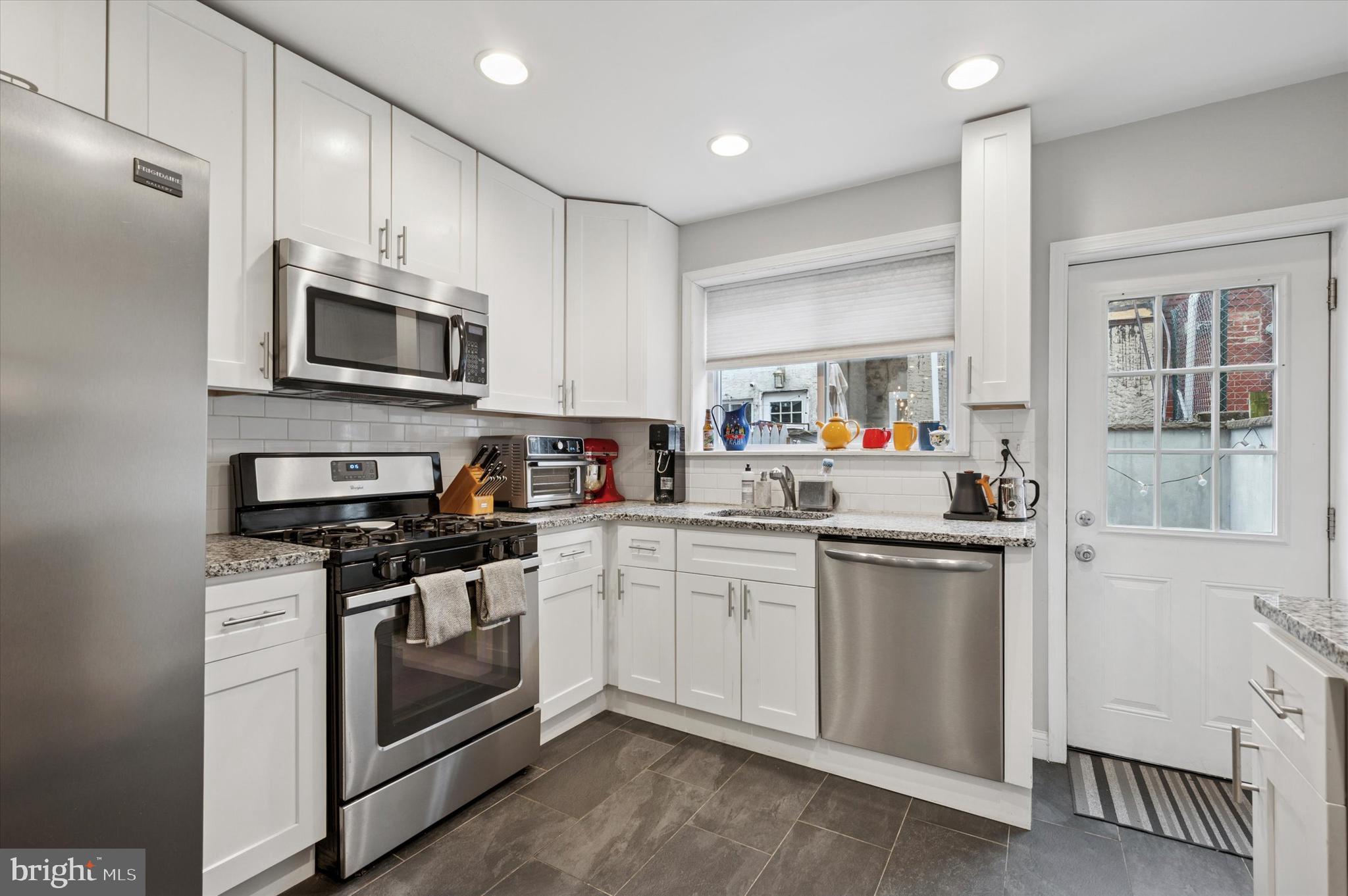 NEWBOLD - Residential Lease