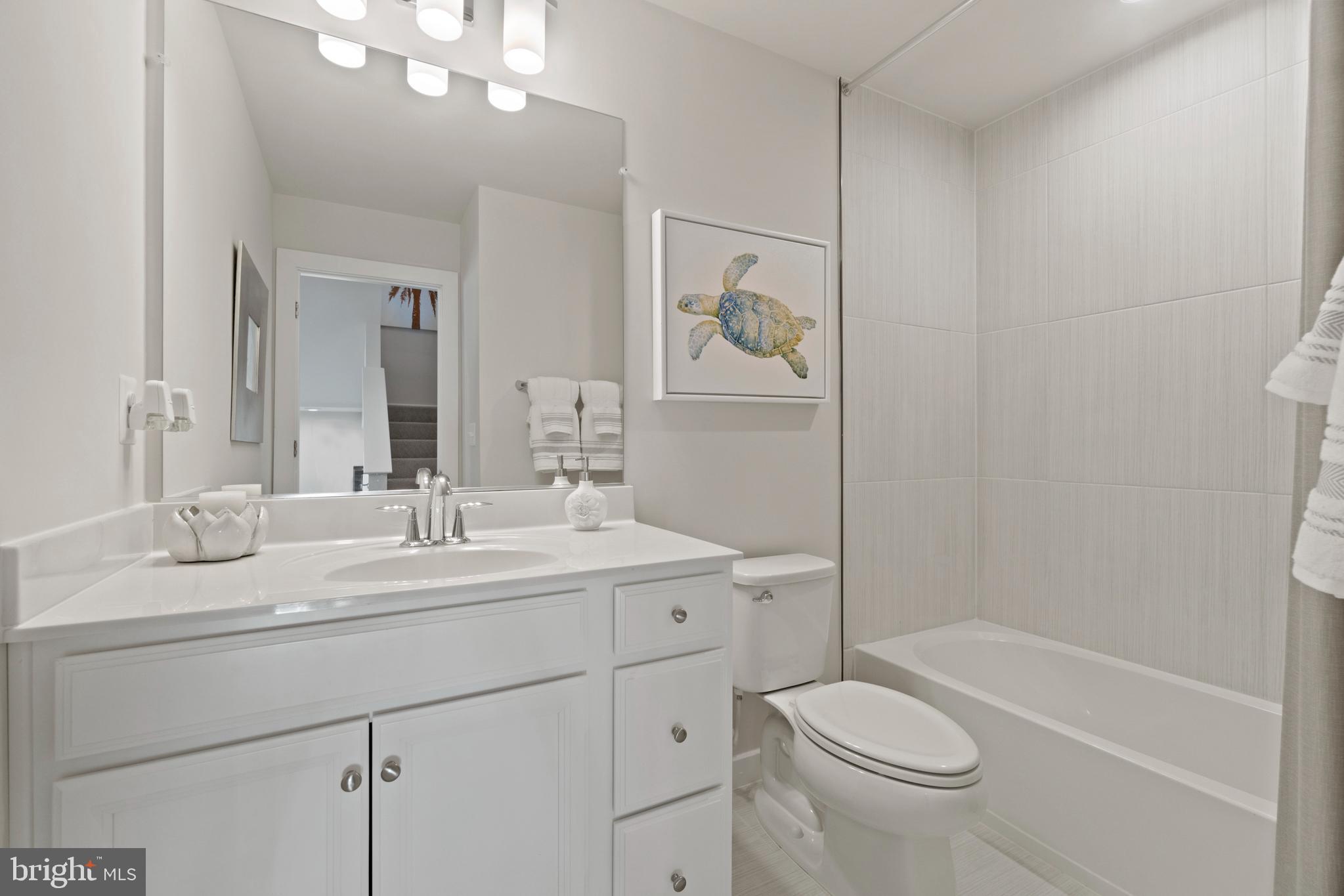 ARCOLA TOWN CENTER - Residential