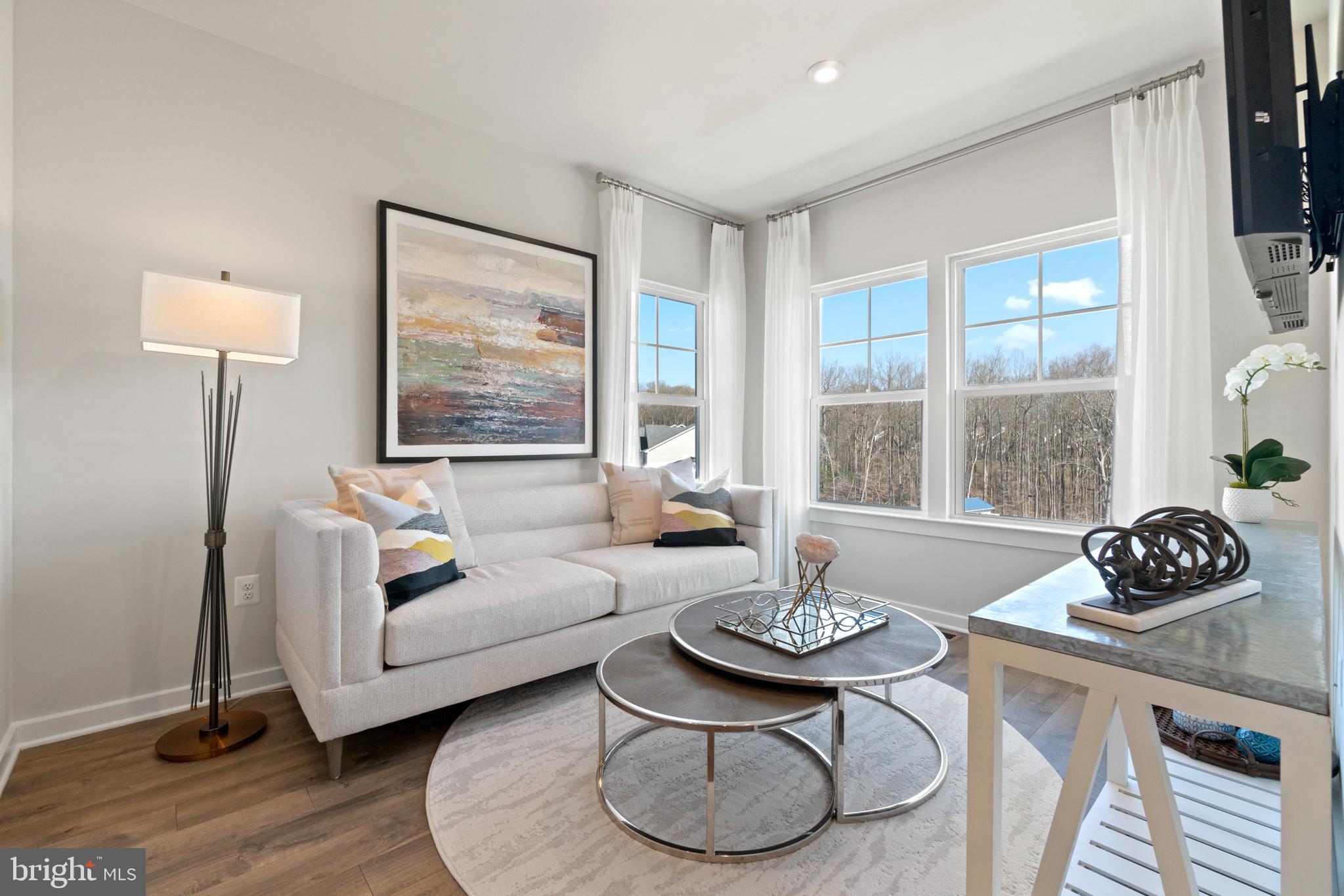 ARCOLA TOWN CENTER - Residential