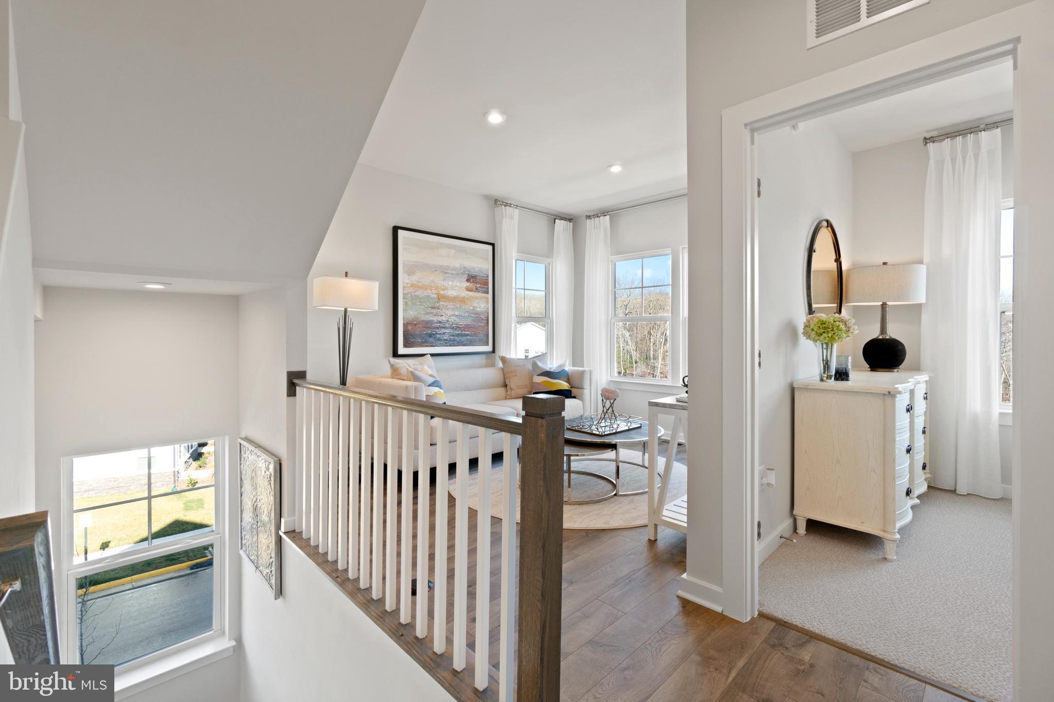 ARCOLA TOWN CENTER - Residential