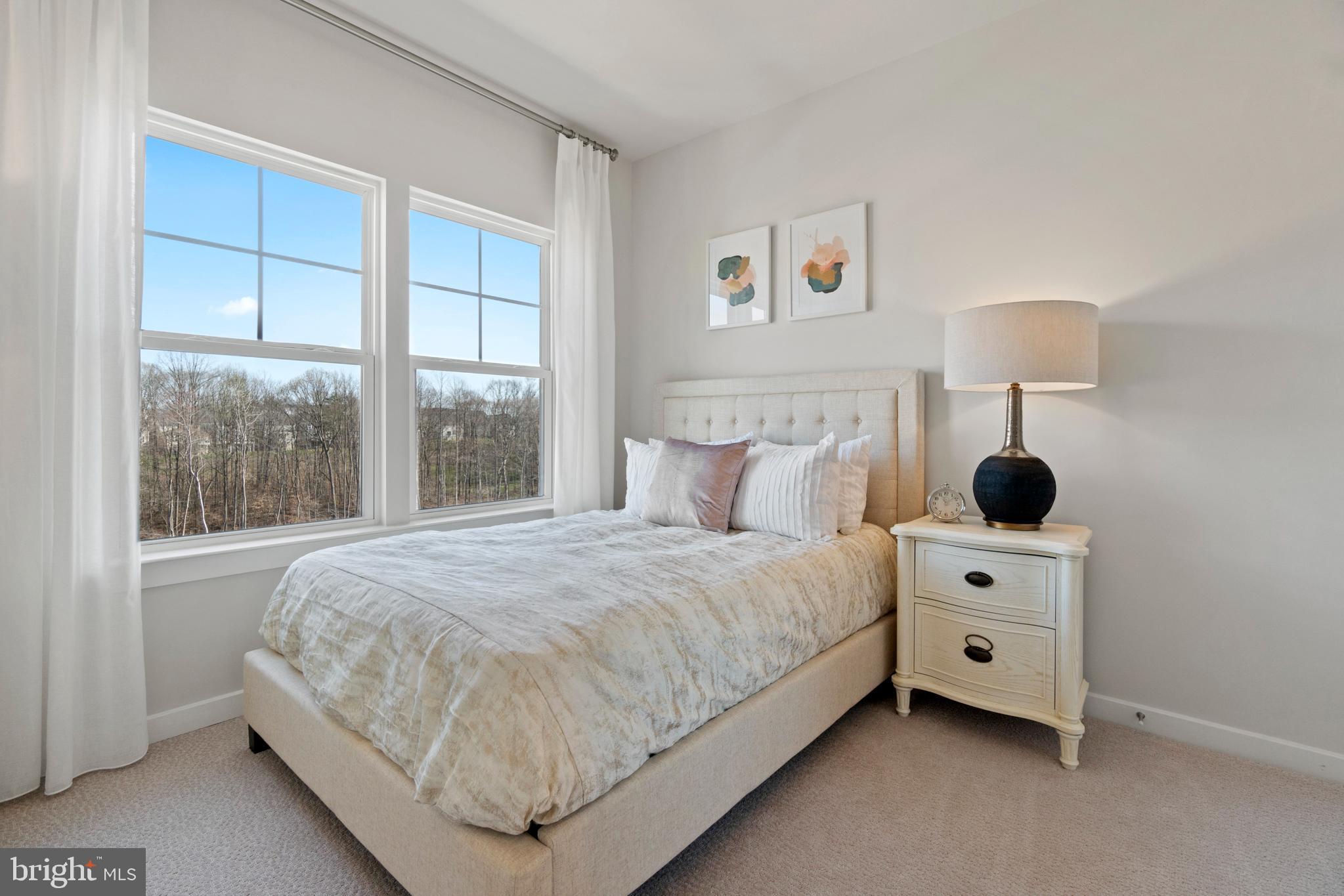 ARCOLA TOWN CENTER - Residential