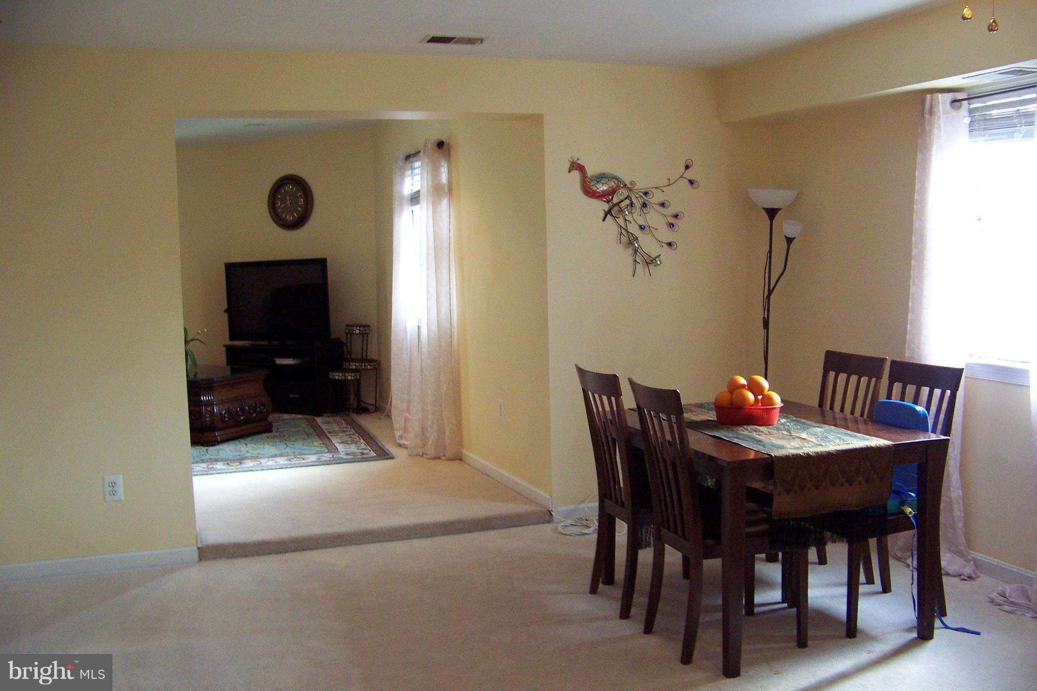 OLD TOWN - Residential Lease