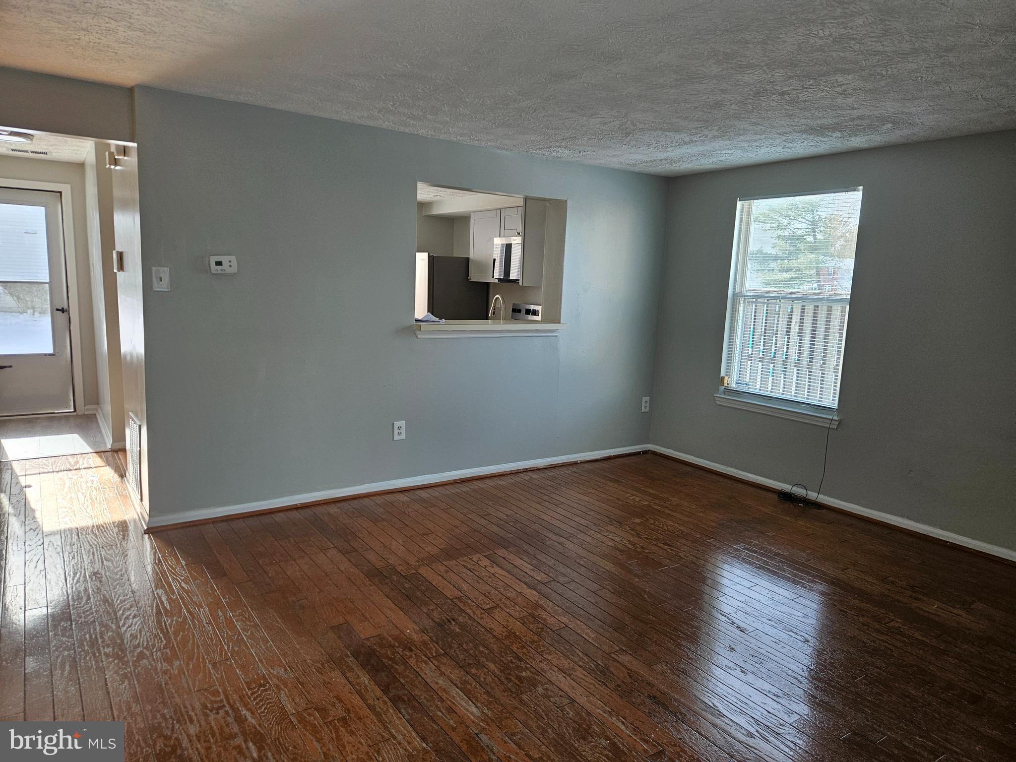 OAK POND PLAT FIVEPHASE - Residential Lease