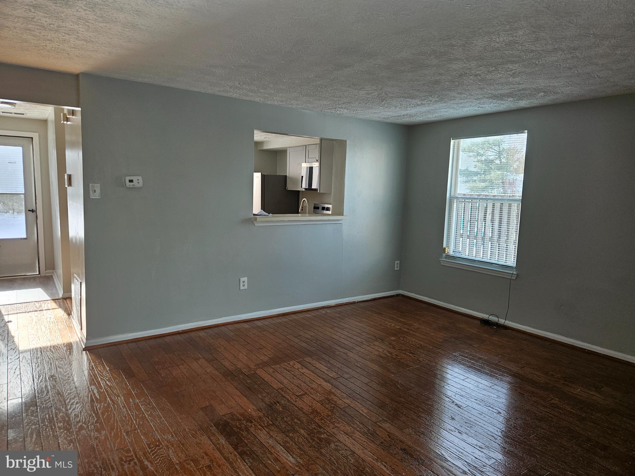 OAK POND PLAT FIVEPHASE - Residential Lease