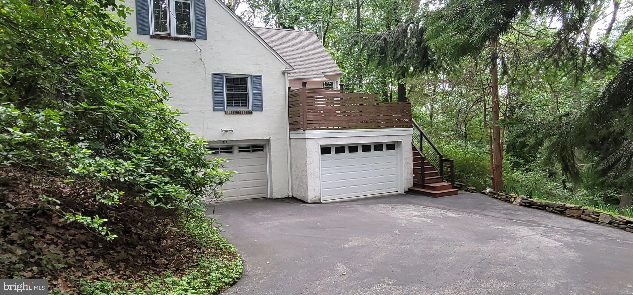 540 WEADLEY ROAD