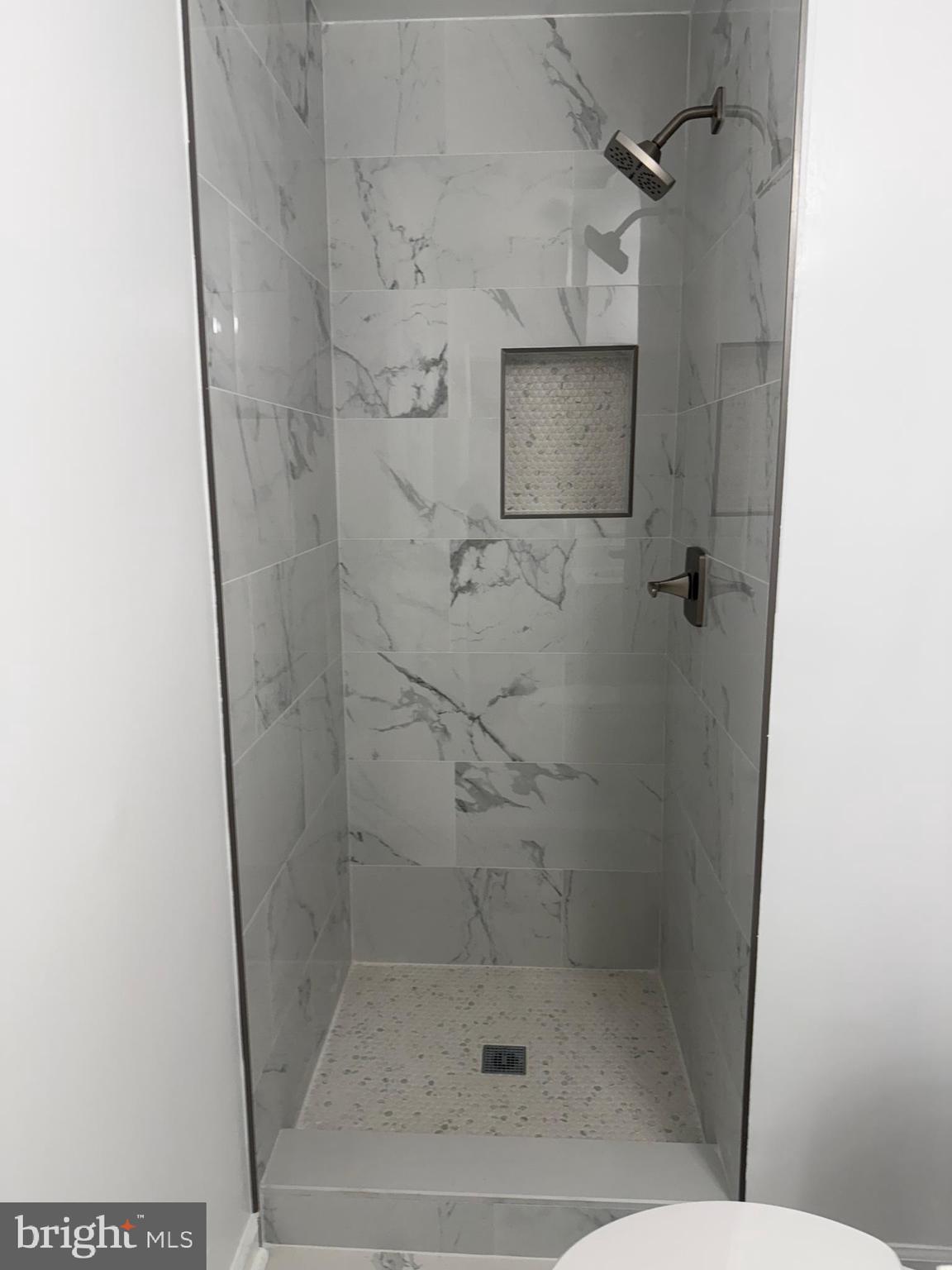 DANIA HILLS - Residential