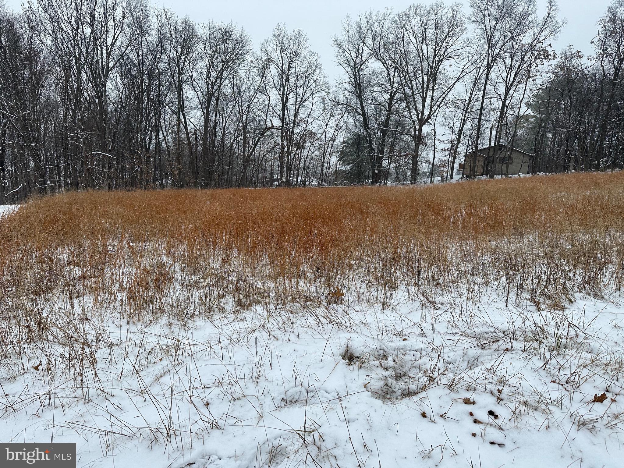 LAKEWOOD HILLS - Land