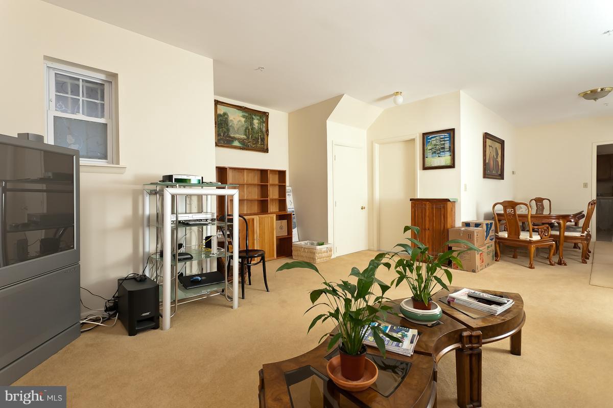 RESERVOIR HILL HISTORIC DISTRICT - Residential