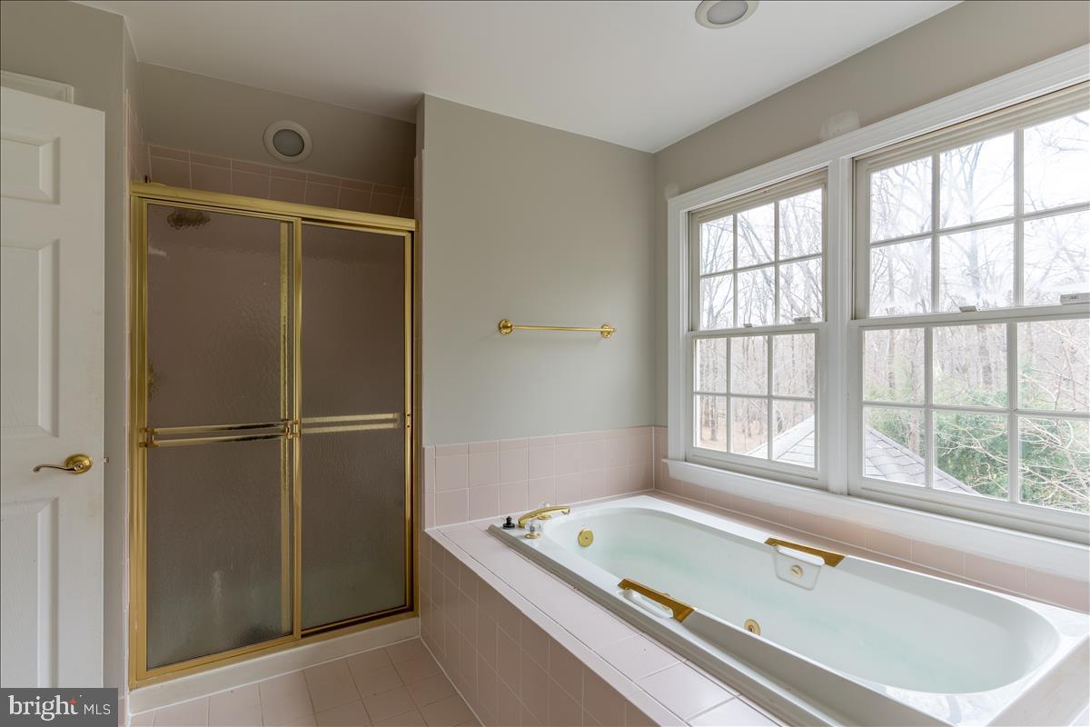 CANTERWOOD - Residential