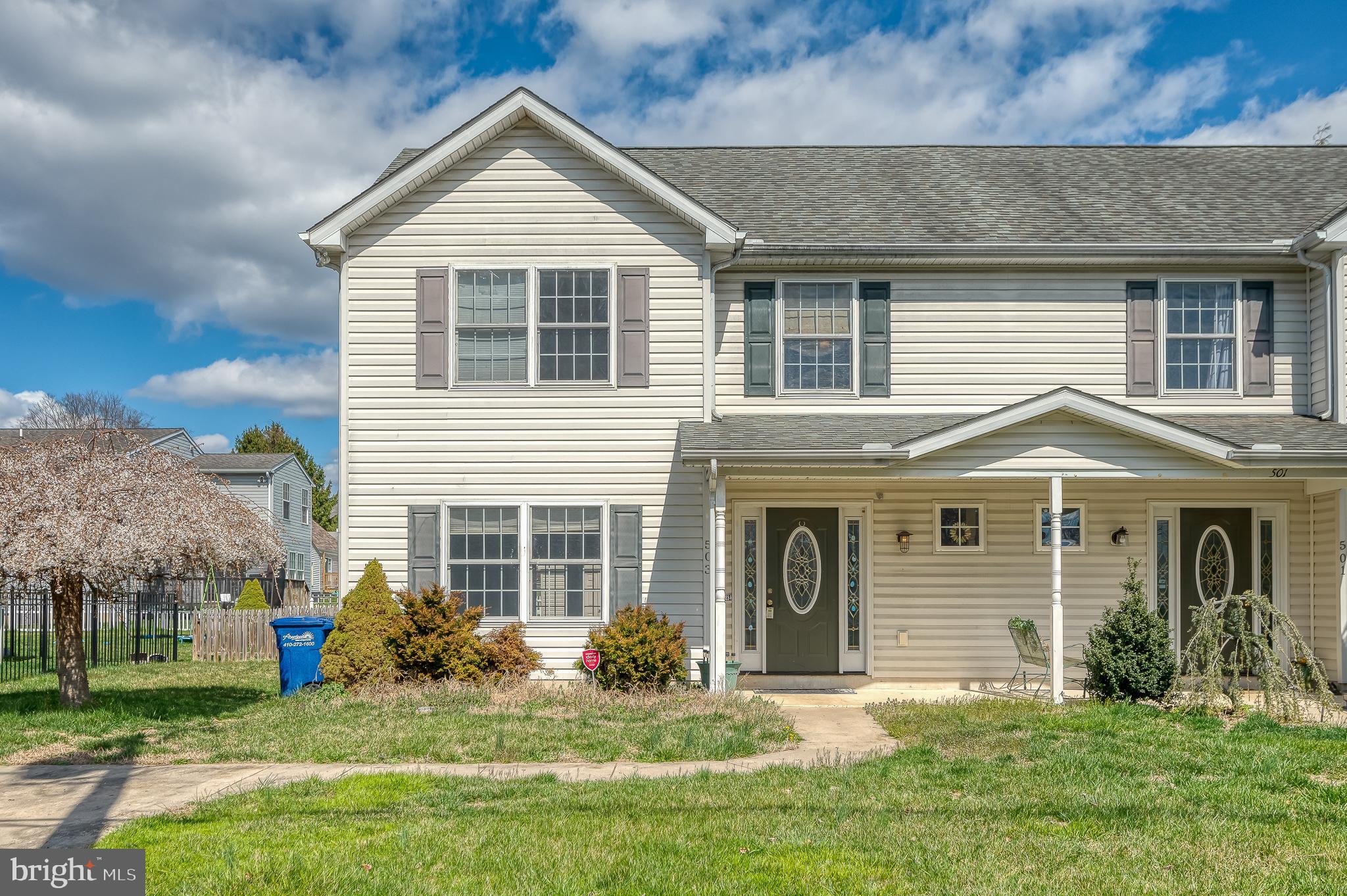Step into this charming end-of-group townhome in the heart of Aberdeen, offering 3 spacious bedrooms and 1.5 baths across two well-appointed levels. The main floor features beautiful wood flooring that flows through the inviting living and dining areas, creating a warm and welcoming atmosphere. Enjoy the convenience of a private two-car driveway, with additional parking readily available for guests. Ideally located near shopping, Aberdeen Proving Ground (APG), and Ripken Stadium, this home offers both comfort and convenience.
Qualified tenants have a 640+Credit Score, 3x the monthly rent in income, a clean background, and a strong rental history.