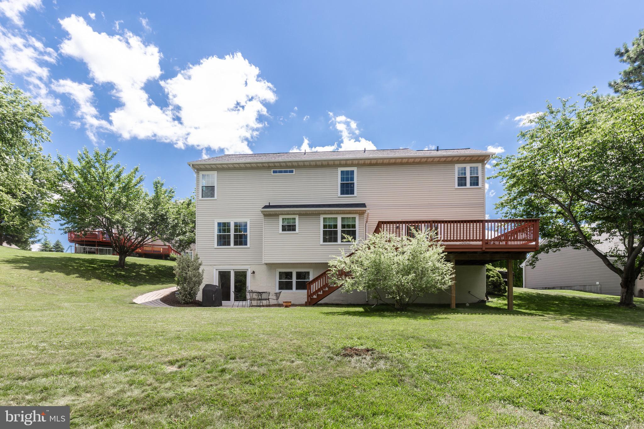 36 GLEN OAK COURT