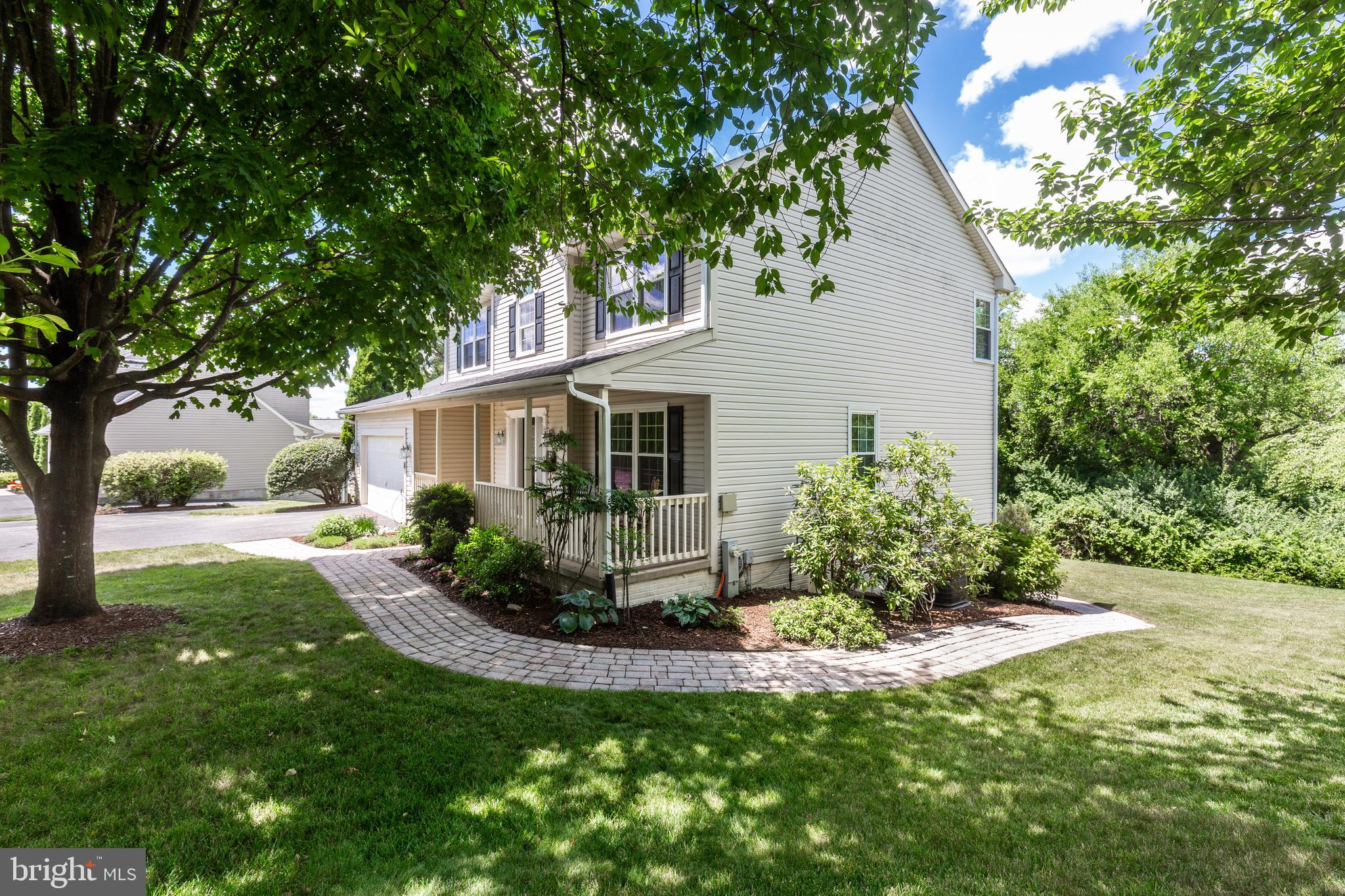 36 GLEN OAK COURT