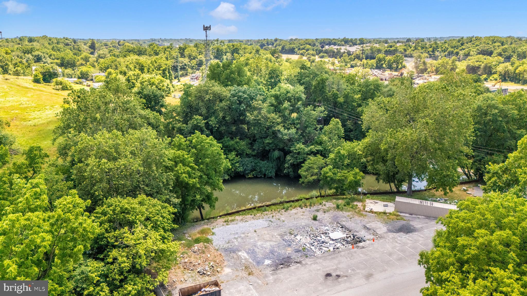FORMER CREEKSIDE INN! Here is your chance to build the new facility and make it your own.
Public water and sewer available. Professional set of working drawings already completed! Over
looking over two and a half acres of the beautiful Antietam Creek. Everything ready and good to go!
. Convenient to the interstate
you will never find a better location than this!!!!