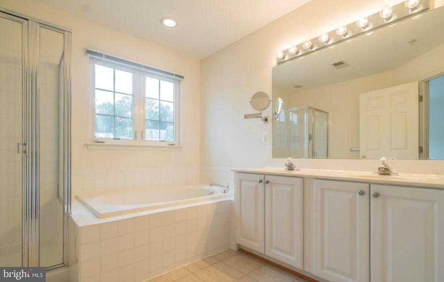 KINGSVIEW RIDGE - Residential Lease