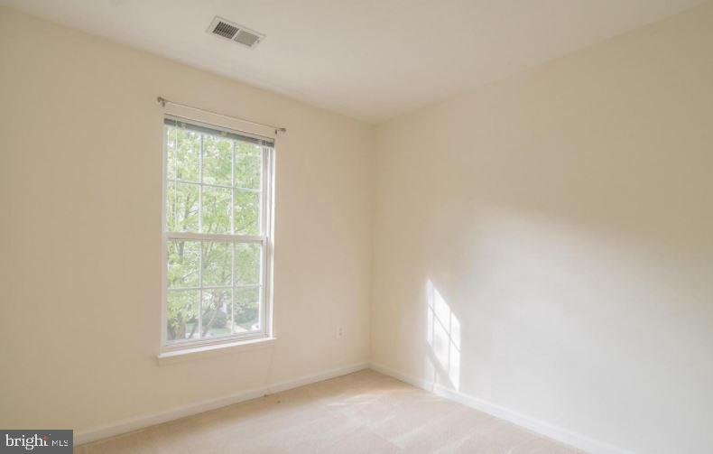 KINGSVIEW RIDGE - Residential Lease