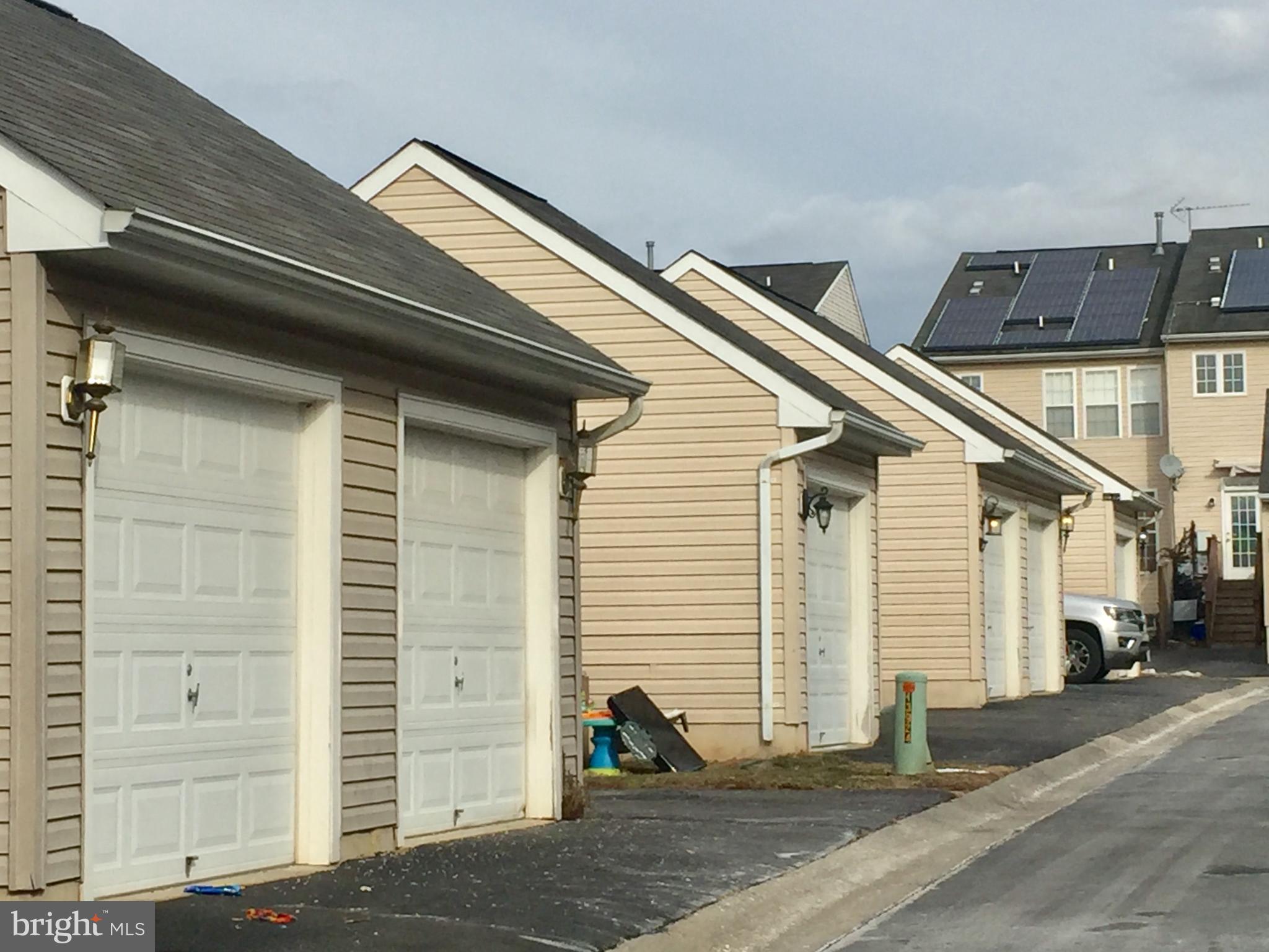 KINGSVIEW RIDGE - Residential Lease